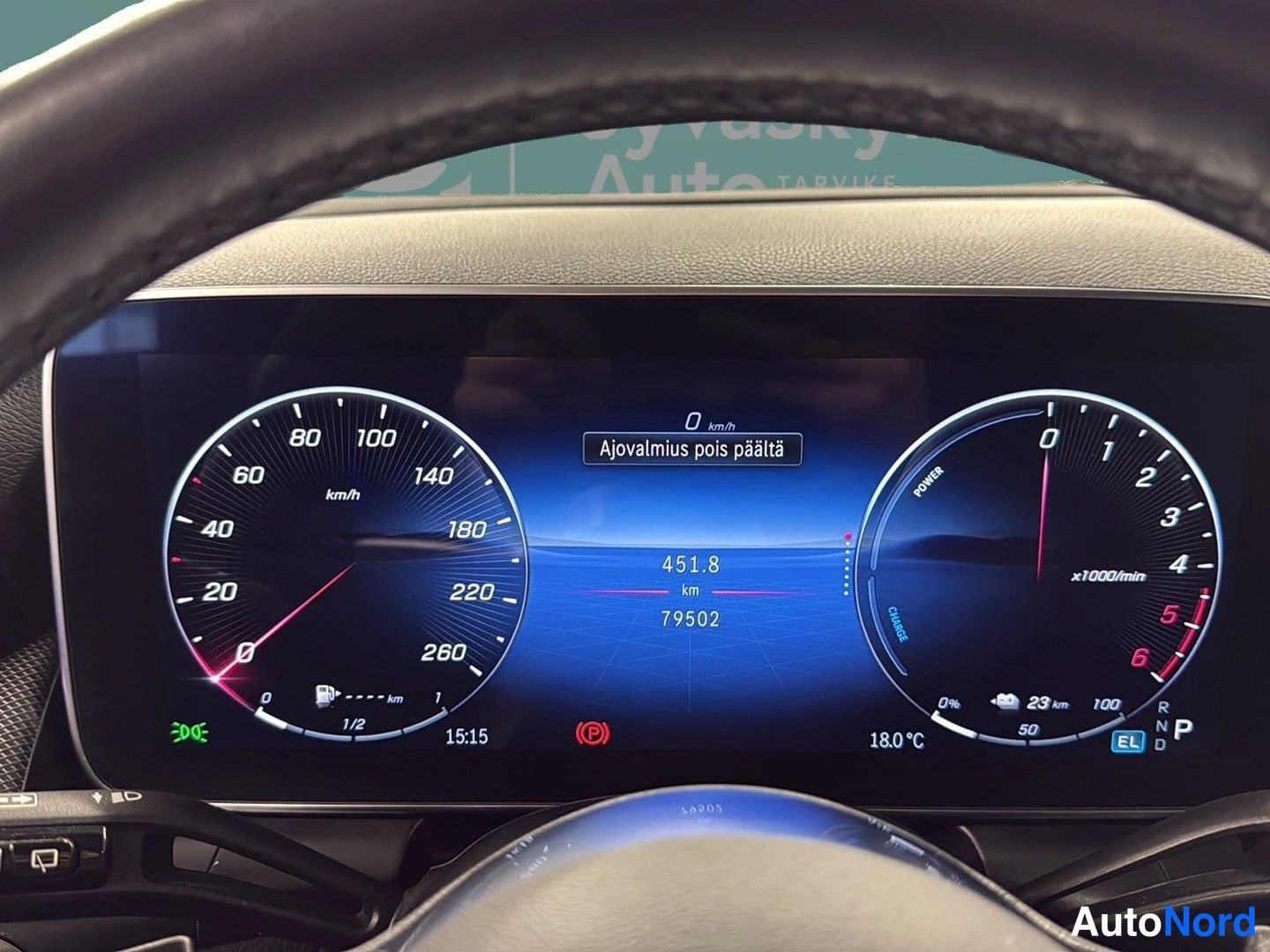 Musta Mercedes-Benz GLC 2023, yksityiskohta, kuva 20
