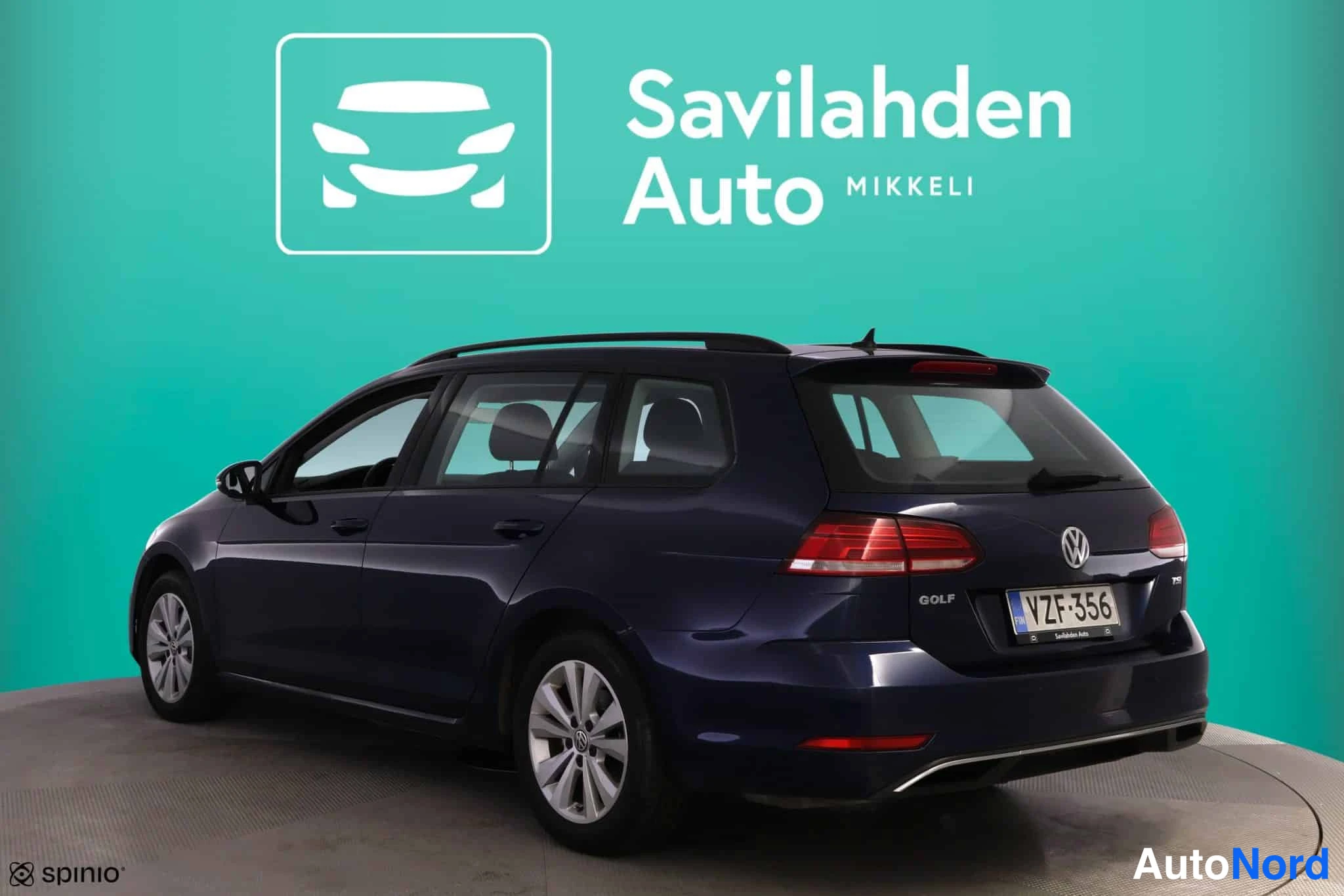 Sininen Volkswagen Golf 2017, takaviisto, kuva 9