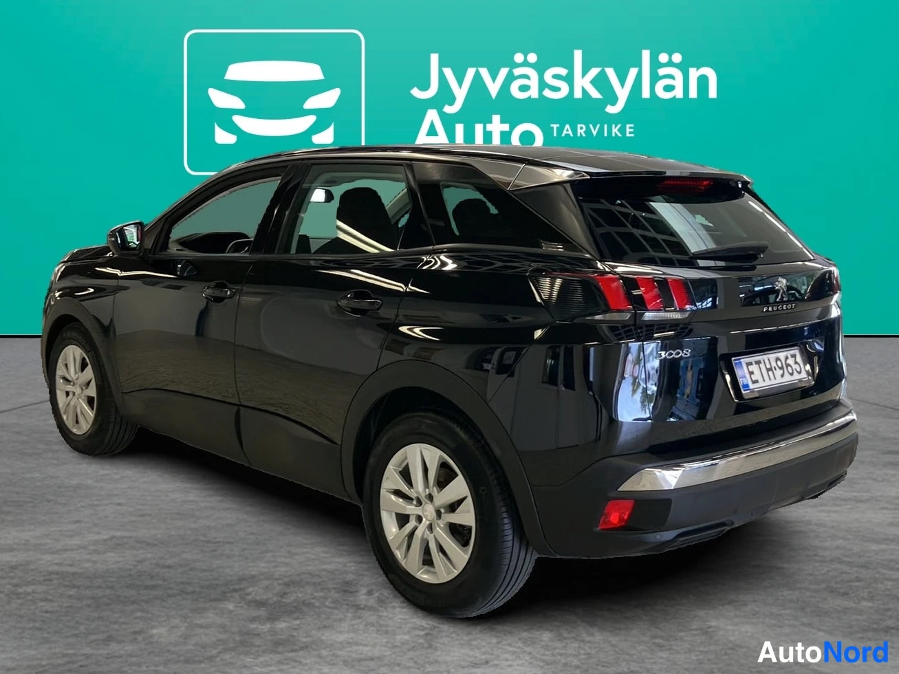 Musta Peugeot 3008 2020, takaviisto, kuva 3