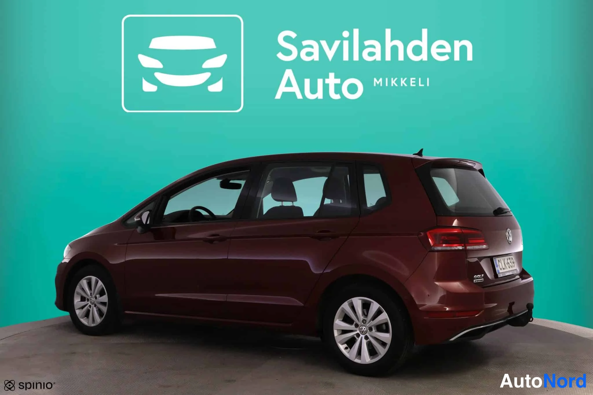 Punainen Volkswagen Golf Sportsvan 2018, takaviisto, kuva 7