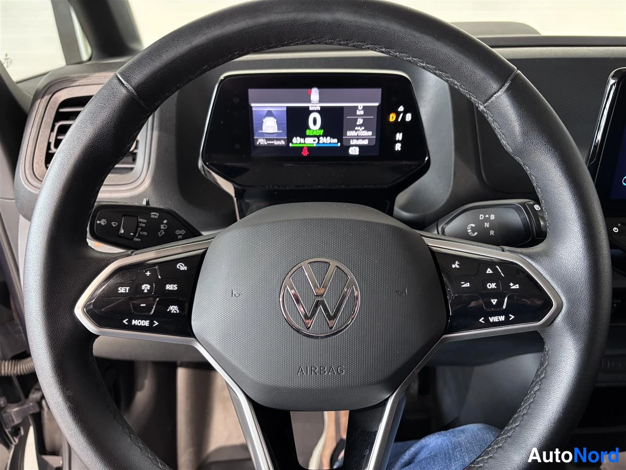 Blå Volkswagen ID 2022, detalj, bild 16
