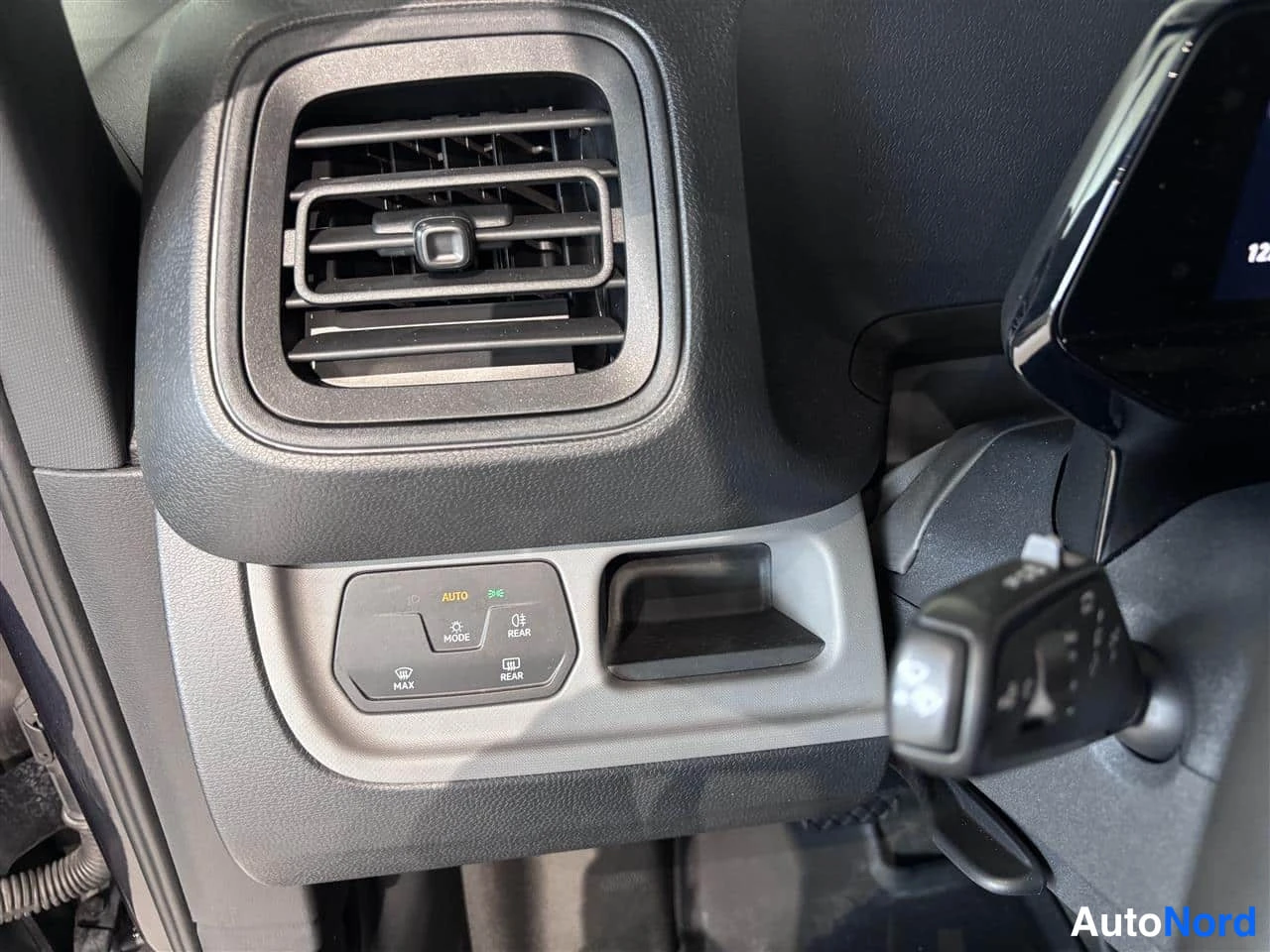 Blå Volkswagen ID 2022, detalj, bild 20