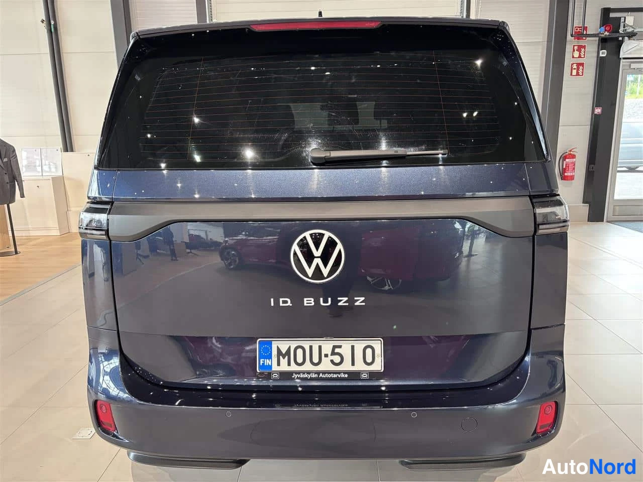 Blå Volkswagen ID 2022, bakifrån, bild 6