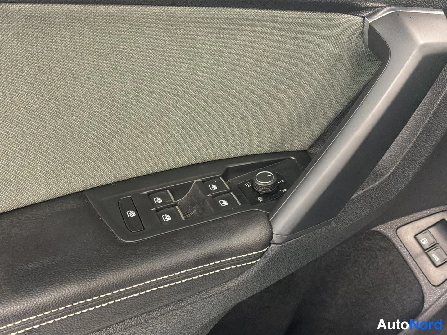 Harmaa Seat Tarraco 2023, yksityiskohta, kuva 17