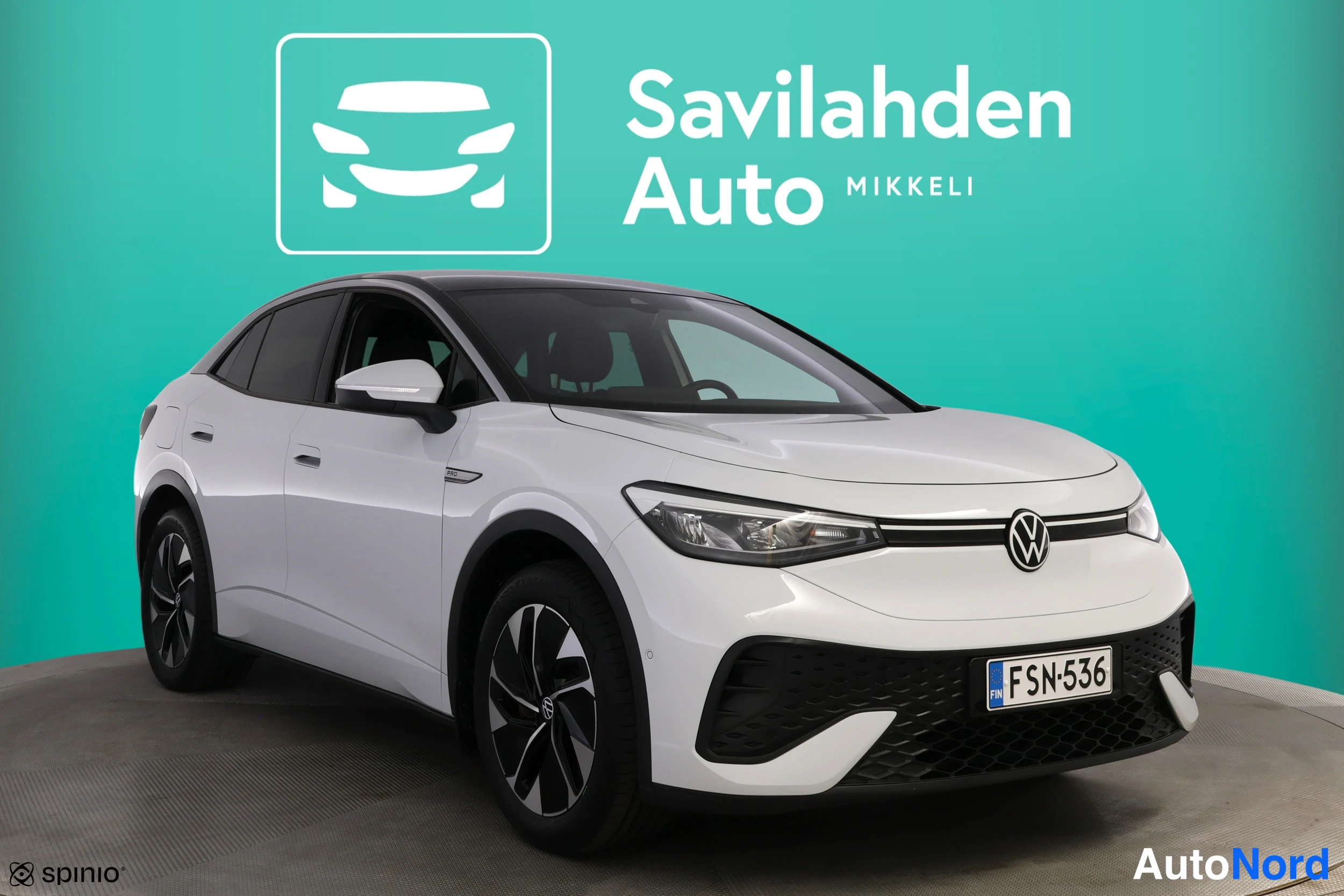 Valkoinen Volkswagen ID.5 2022, etuviisto, keula oikealle, kuva 6