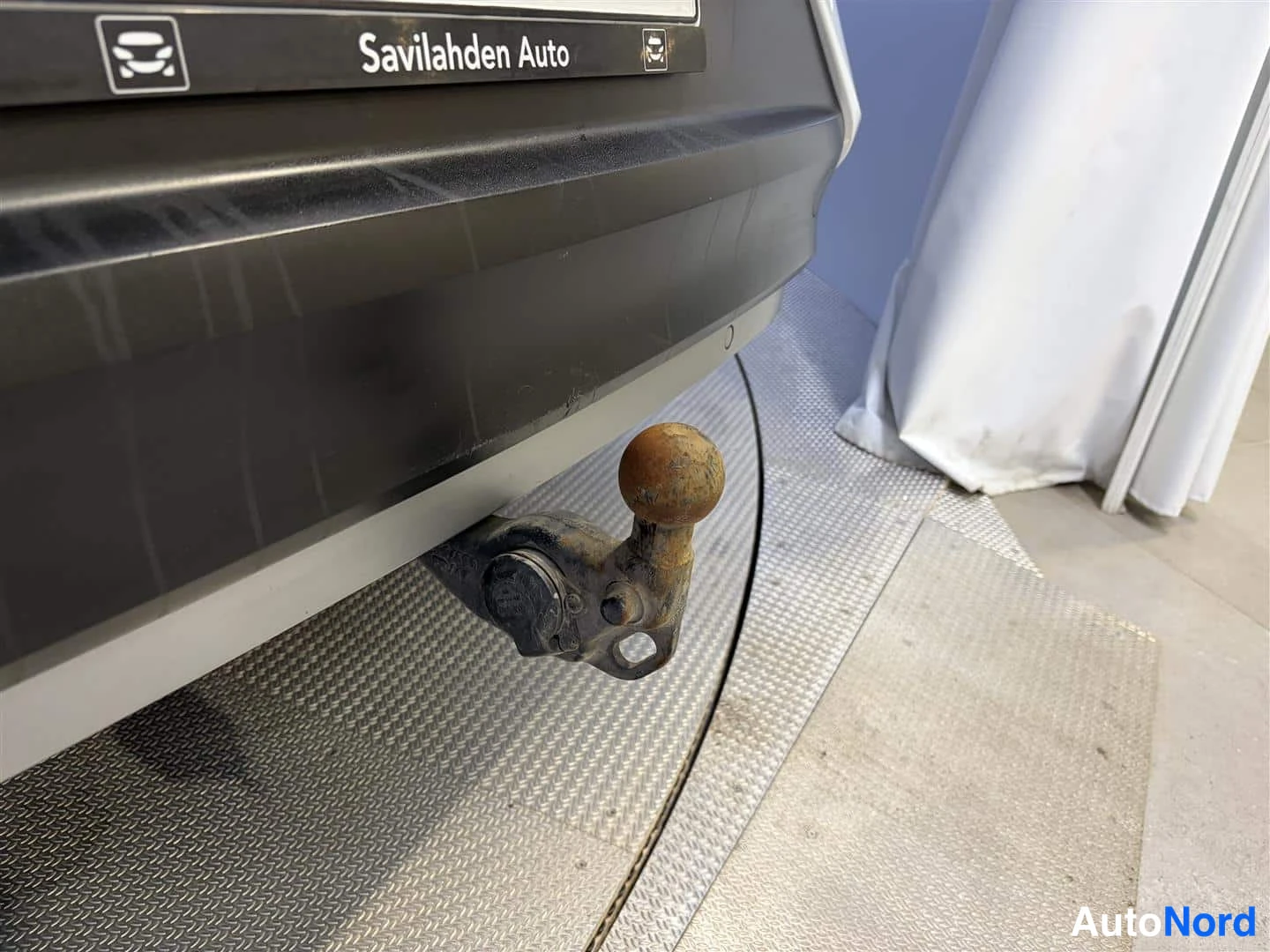 Valkoinen Volkswagen ID.5 2022, yksityiskohta, kuva 20