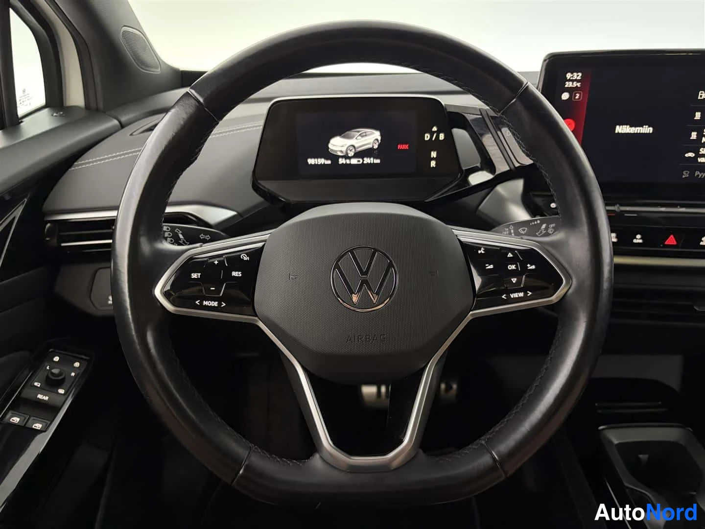 Valkoinen Volkswagen ID.5 2022, ohjaamo, kuva 15