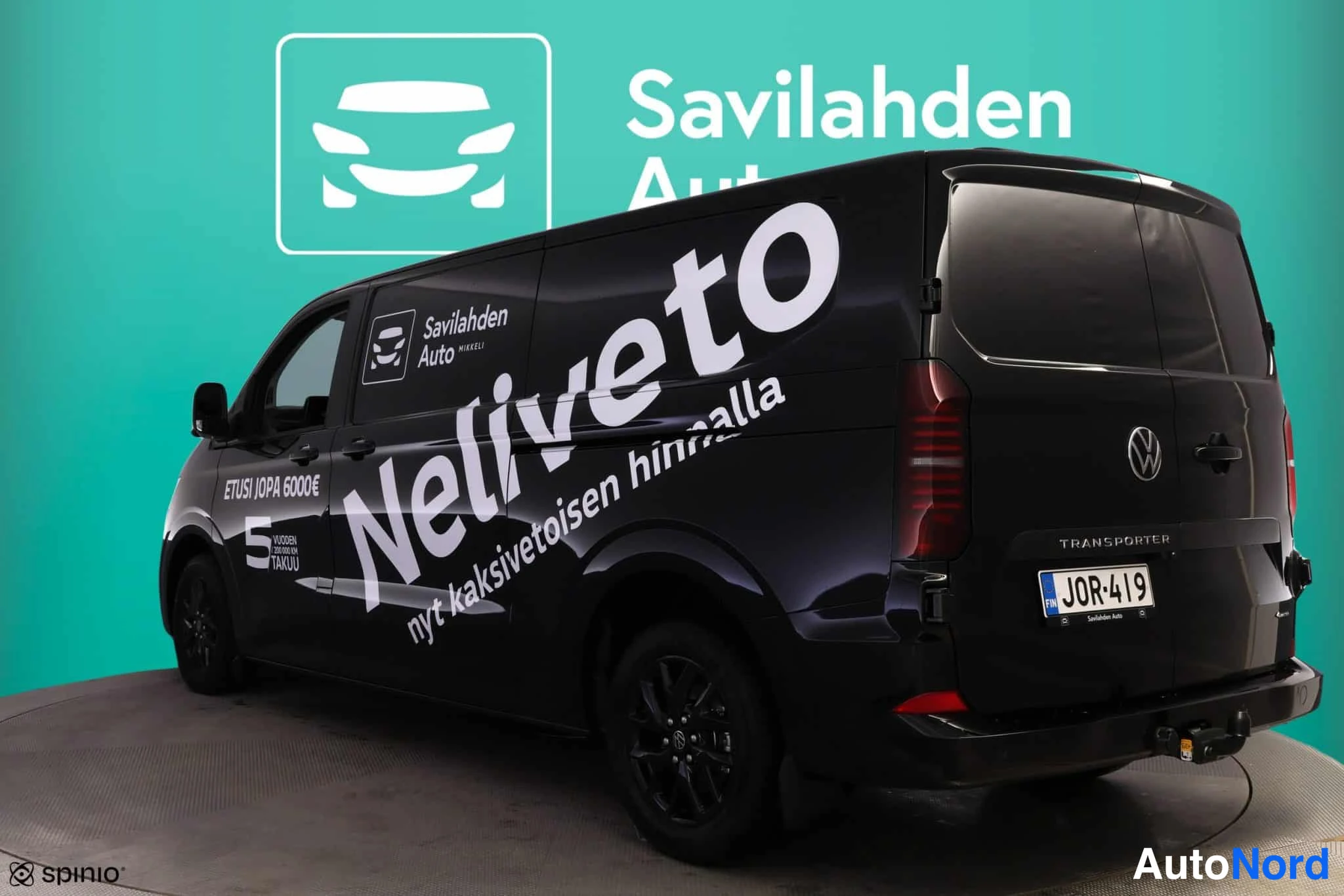 Musta Volkswagen Transporter 2026, takaviisto, kuva 7