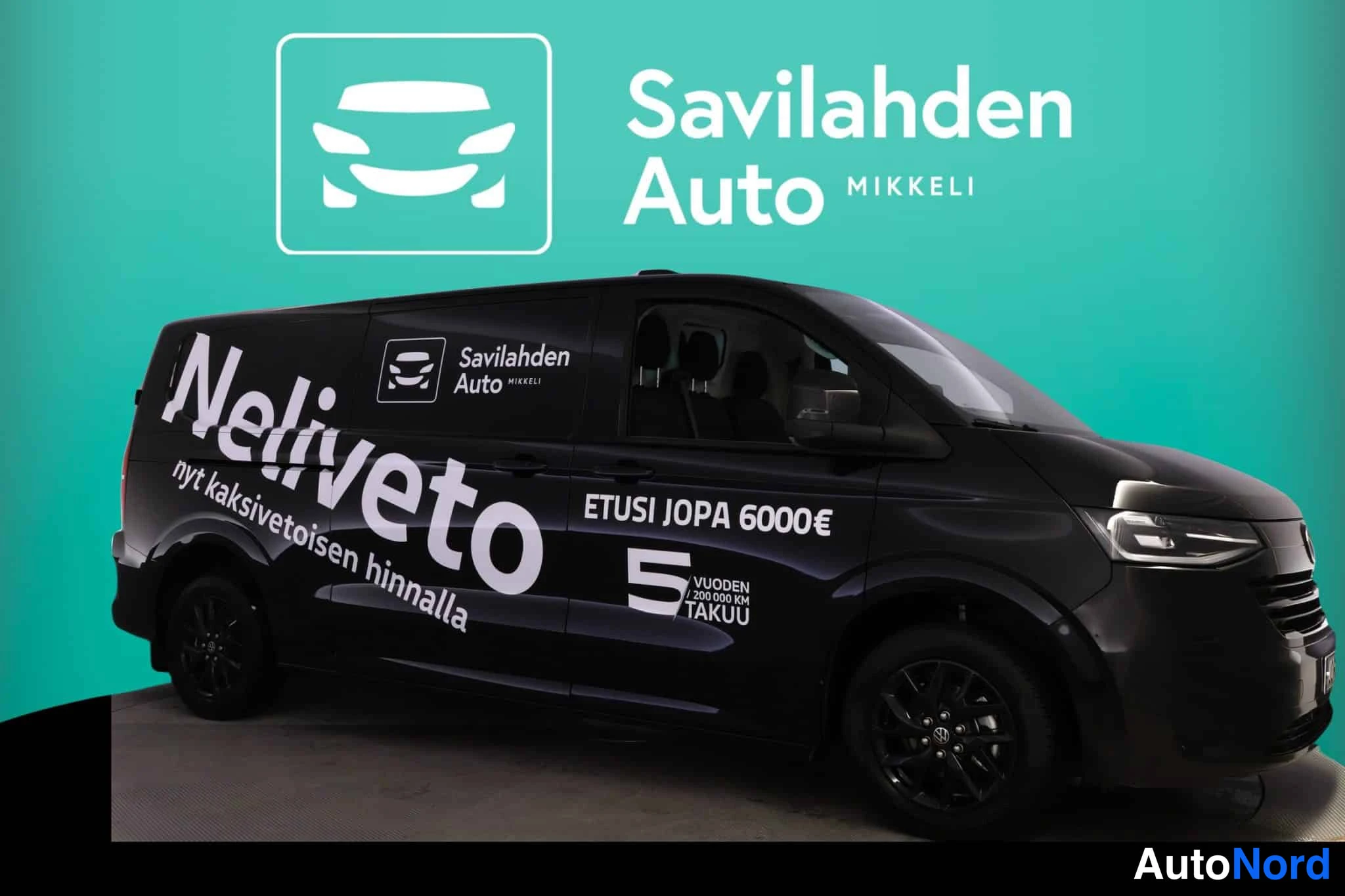 Musta Volkswagen Transporter 2026, etuviisto, keula oikealle, kuva 3