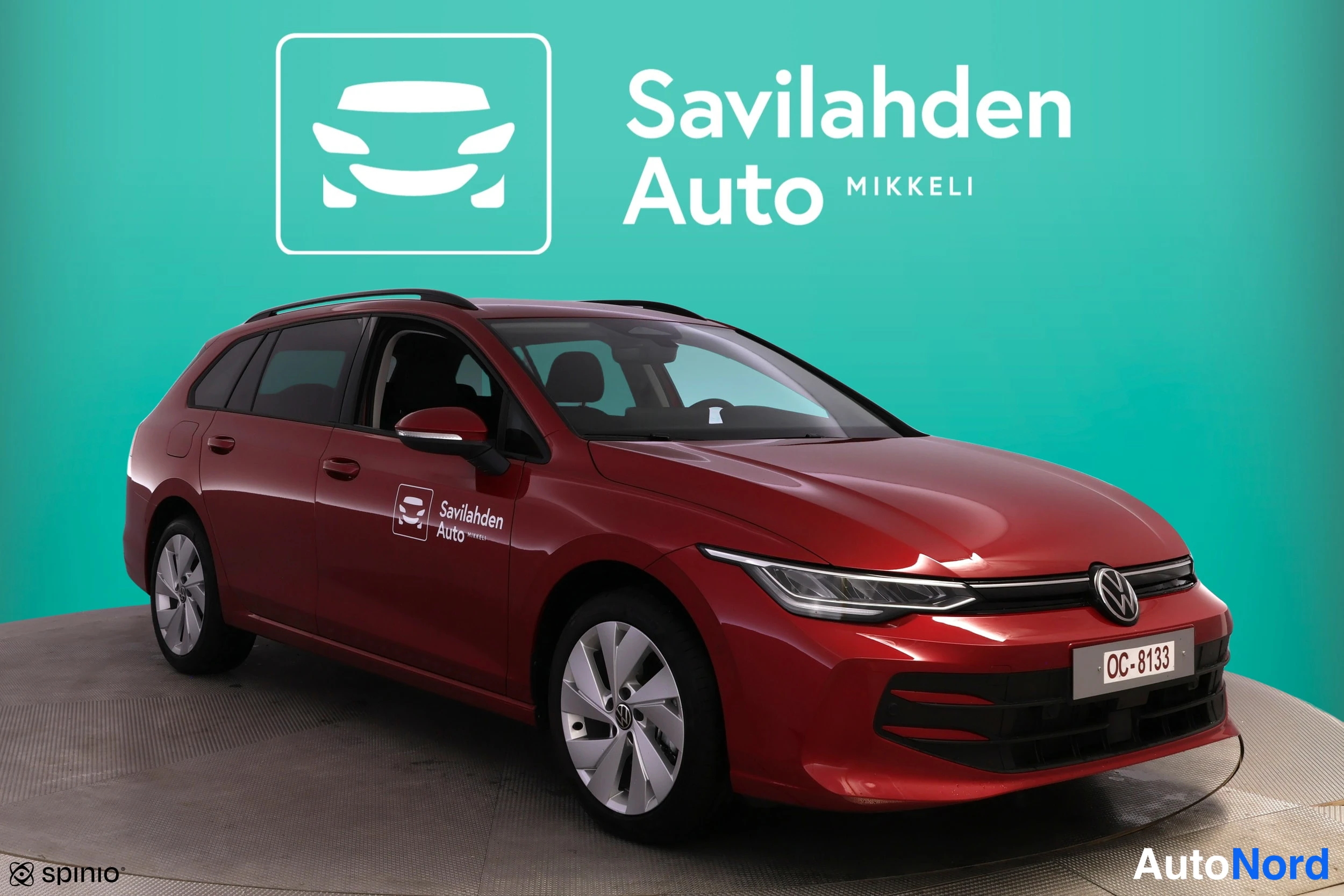 Punainen Volkswagen Golf 2026, etuviisto, keula oikealle, kuva 5