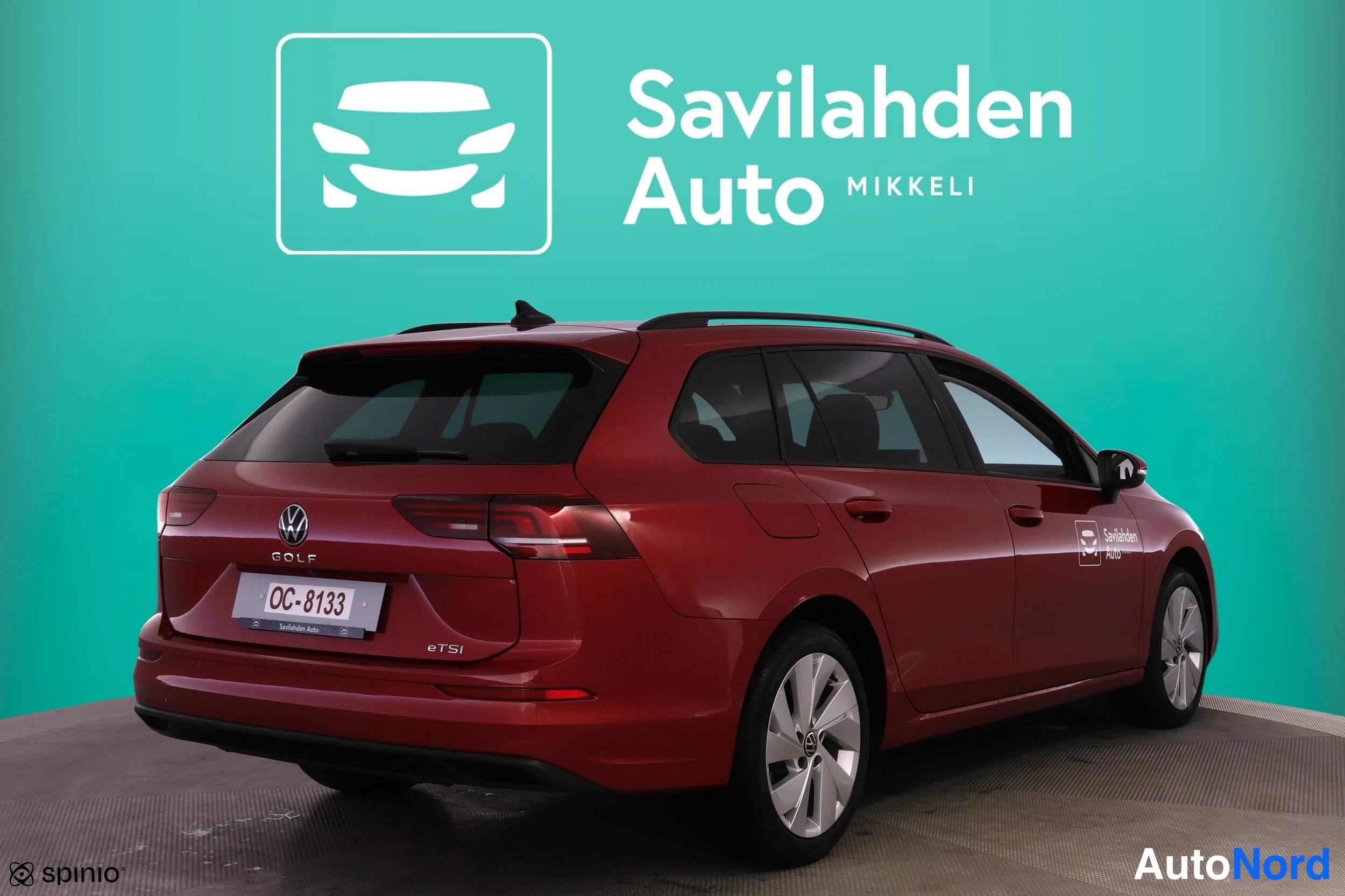Punainen Volkswagen Golf 2026, takaviisto, kuva 7