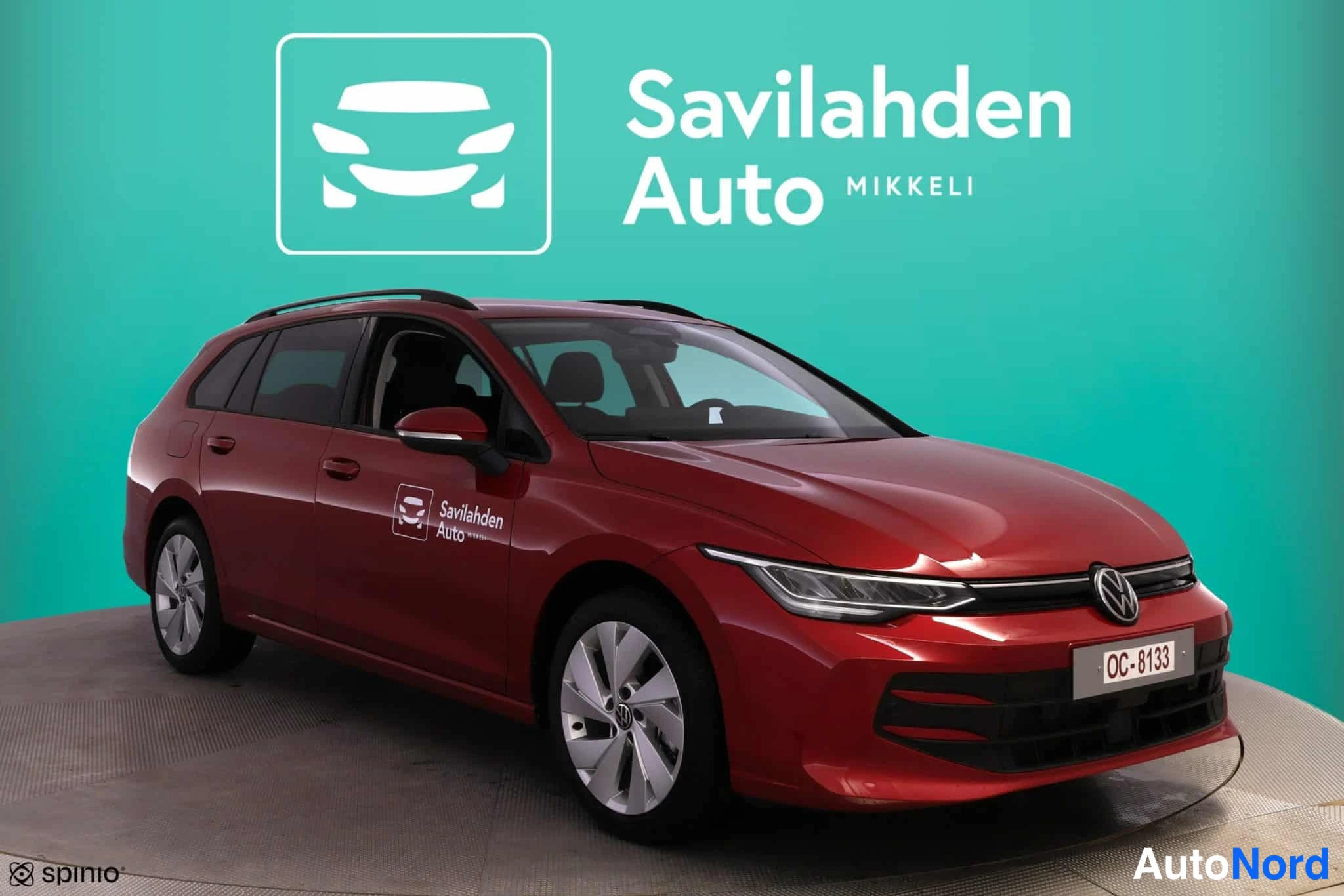 Punainen Volkswagen Golf 2026, etuviisto, keula oikealle, kuva 4