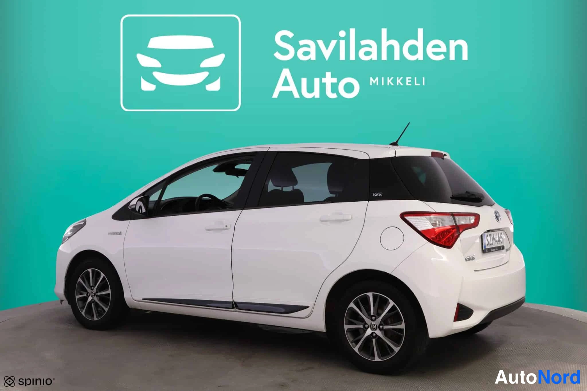 Valkoinen Toyota Yaris 2020, takaviisto, kuva 7