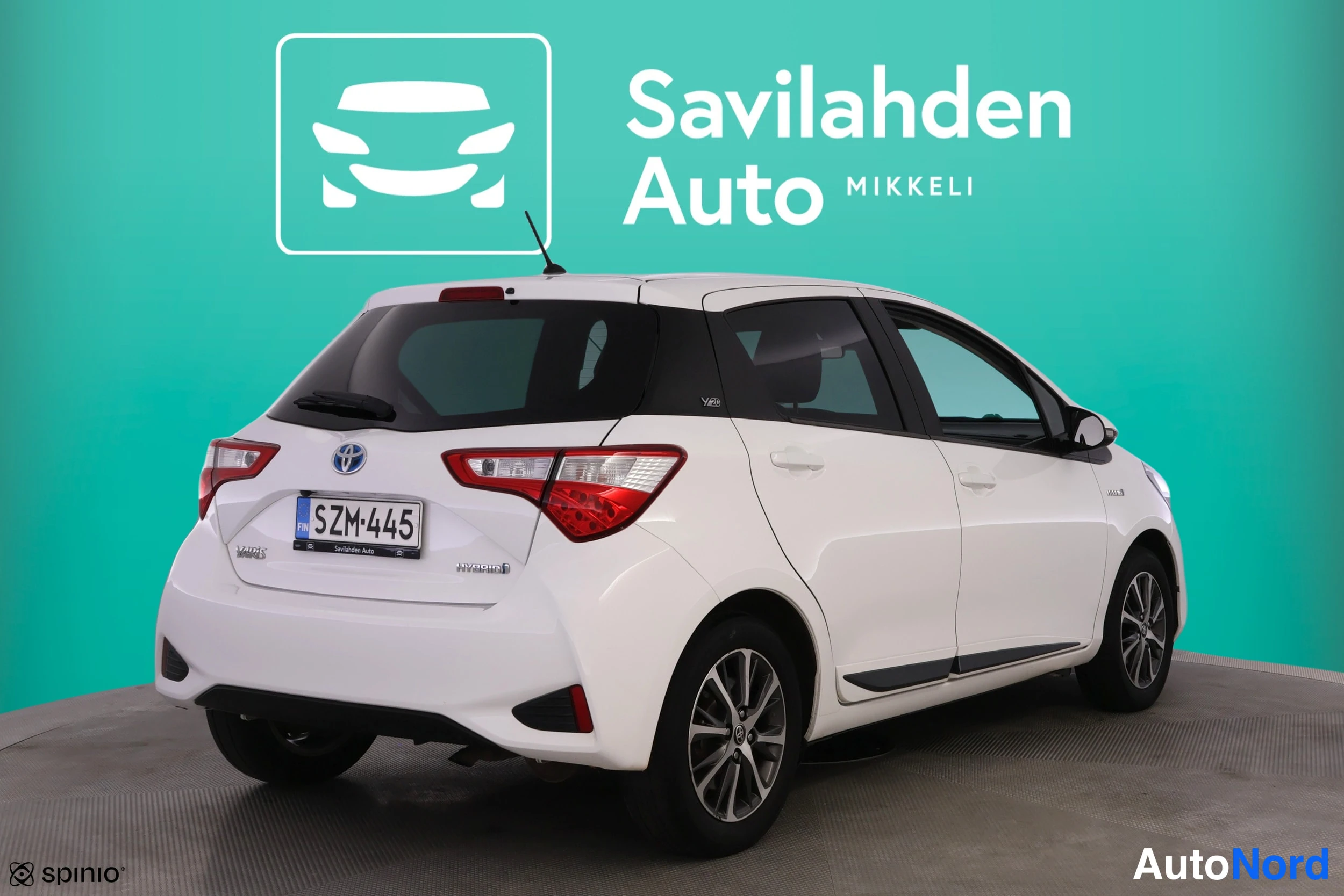 Valkoinen Toyota Yaris 2020, takaviisto, kuva 12