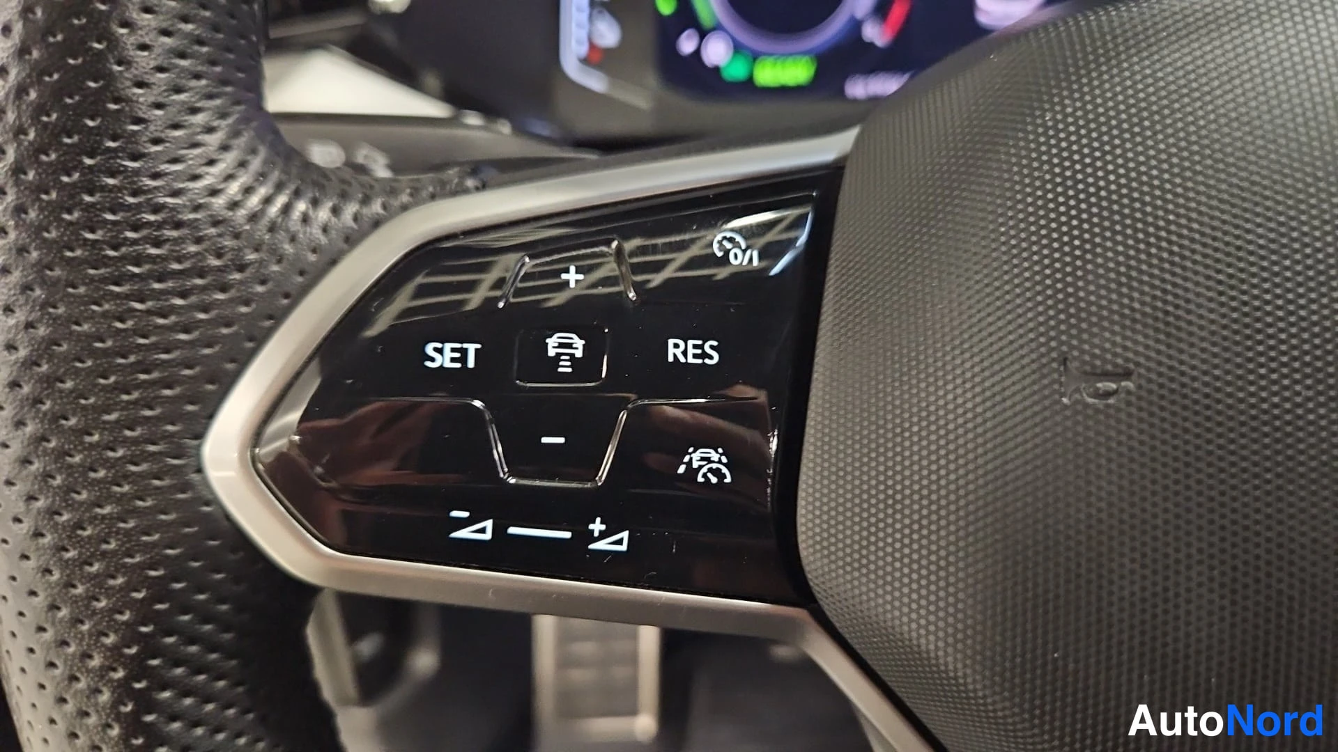 Black Volkswagen Arteon 2021, detail, photo 21