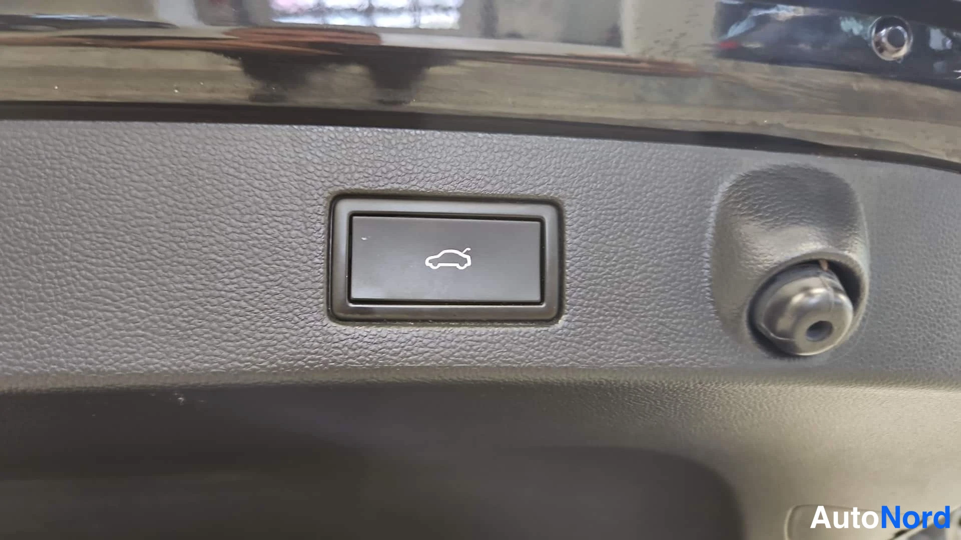 Black Volkswagen Arteon 2021, detail, photo 23