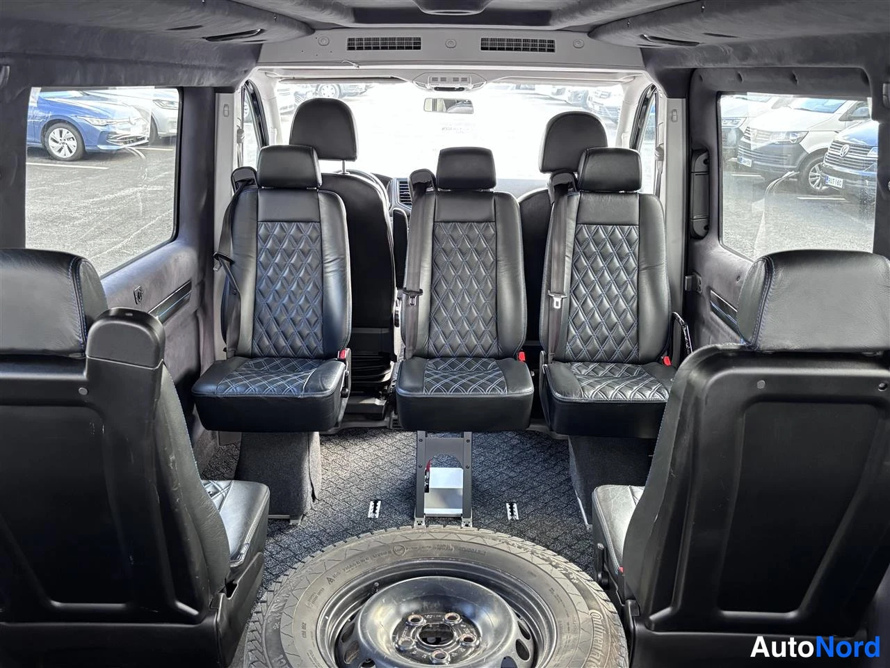 Black Volkswagen Crafter 2020, rear seats, photo 18
