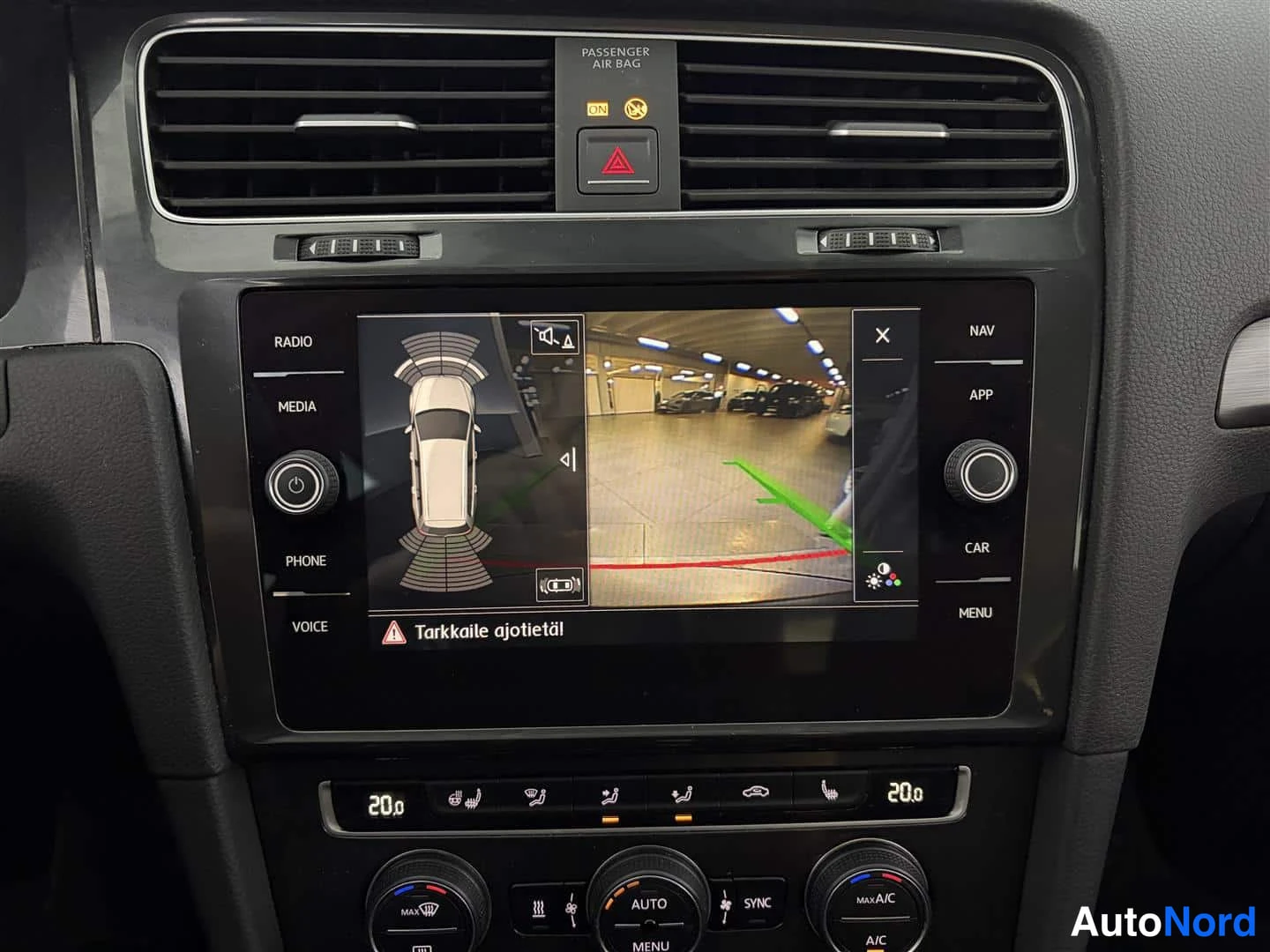 Harmaa Volkswagen Golf 2017, yksityiskohta, kuva 22