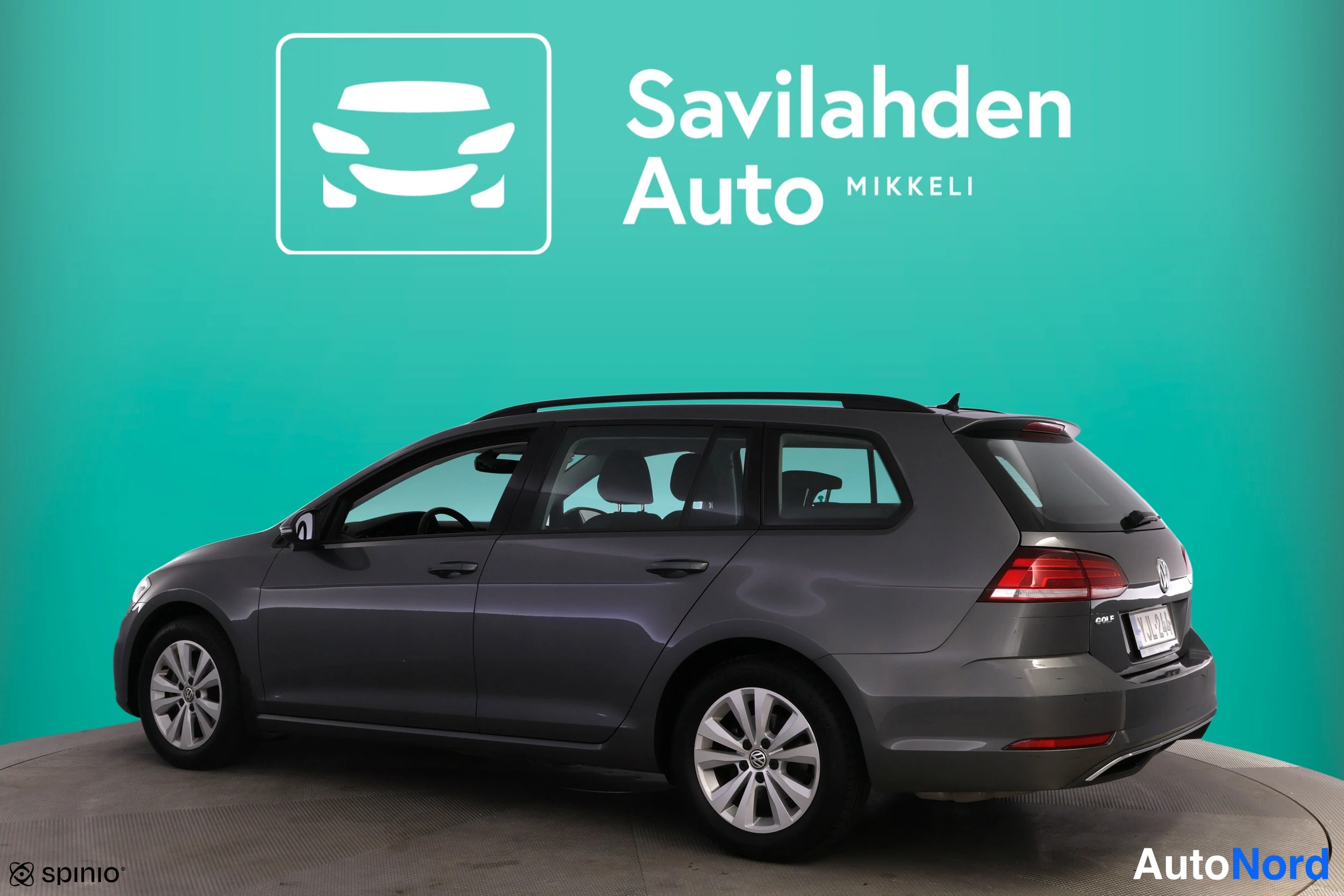 Harmaa Volkswagen Golf 2017, takaviisto, kuva 8
