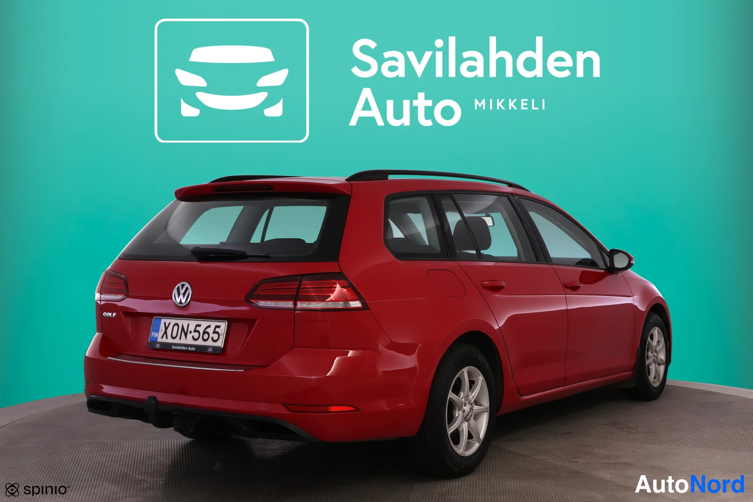 Punainen Volkswagen Golf 2018, takaviisto, kuva 10