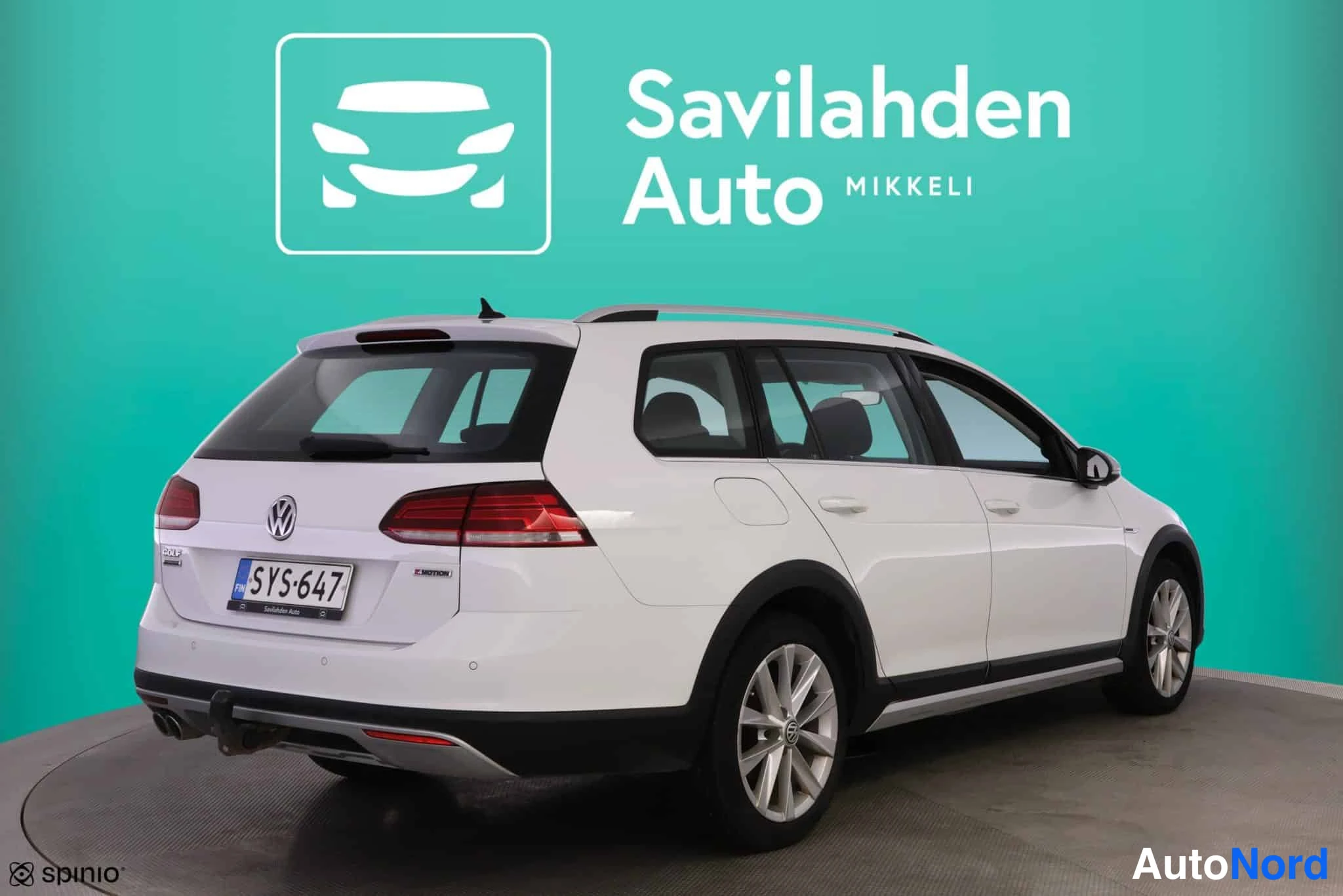 Valkoinen Volkswagen Golf 2019, takaviisto, kuva 11