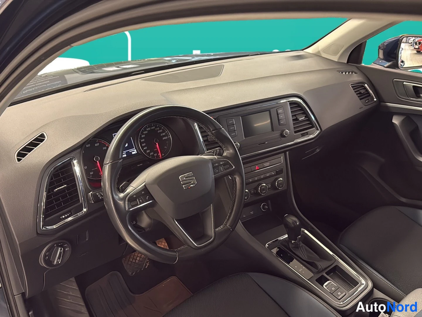 Sininen Seat Ateca 2017, ohjaamo, kuva 7