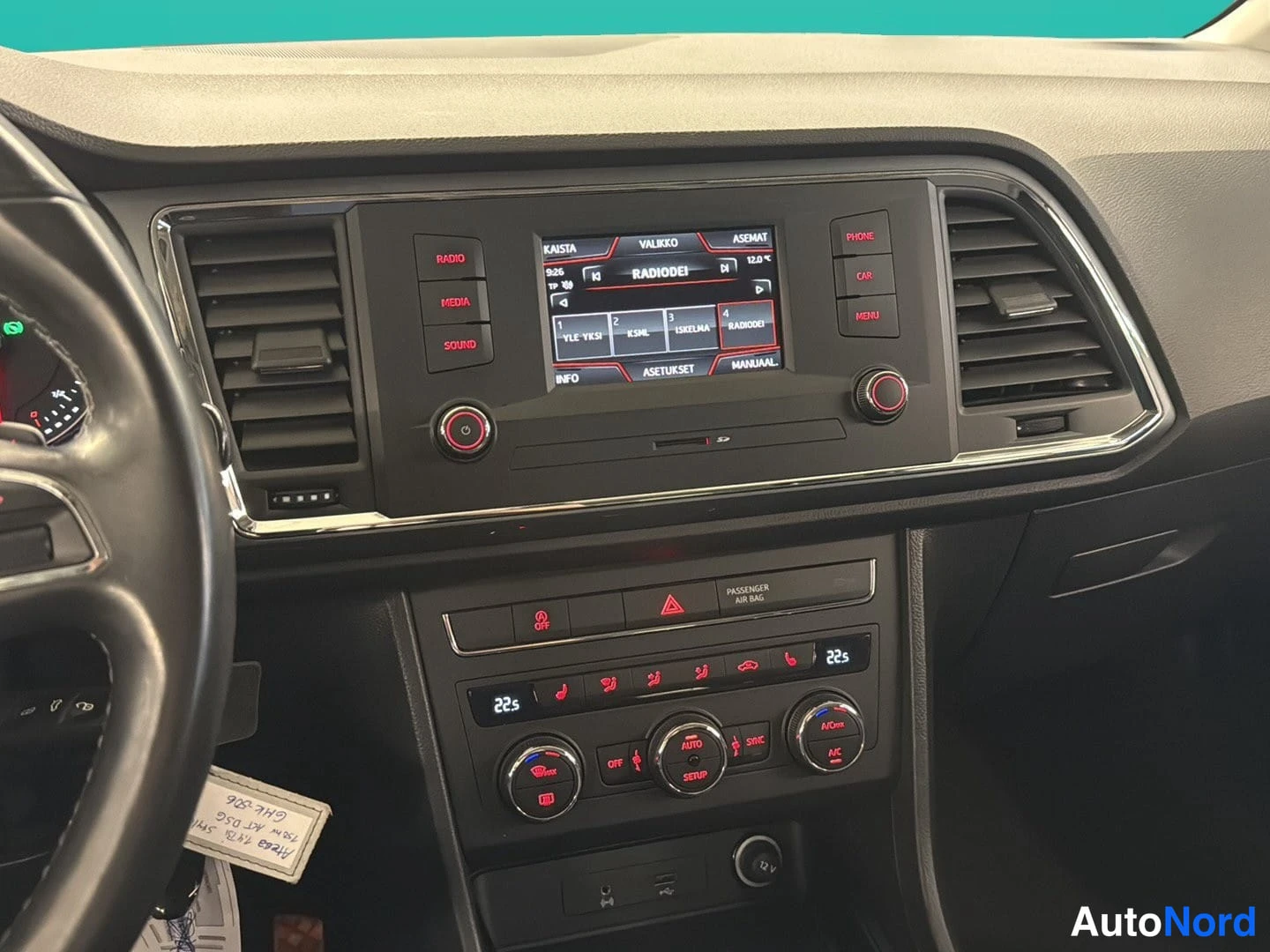 Sininen Seat Ateca 2017, ohjaamo, kuva 10