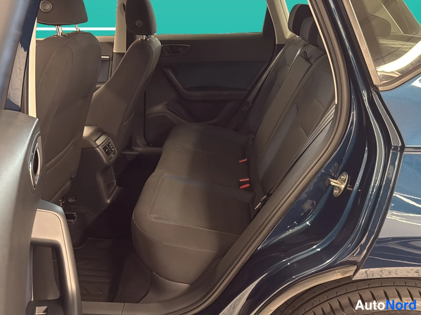 Sininen Seat Ateca 2017, takaistuimet, kuva 15