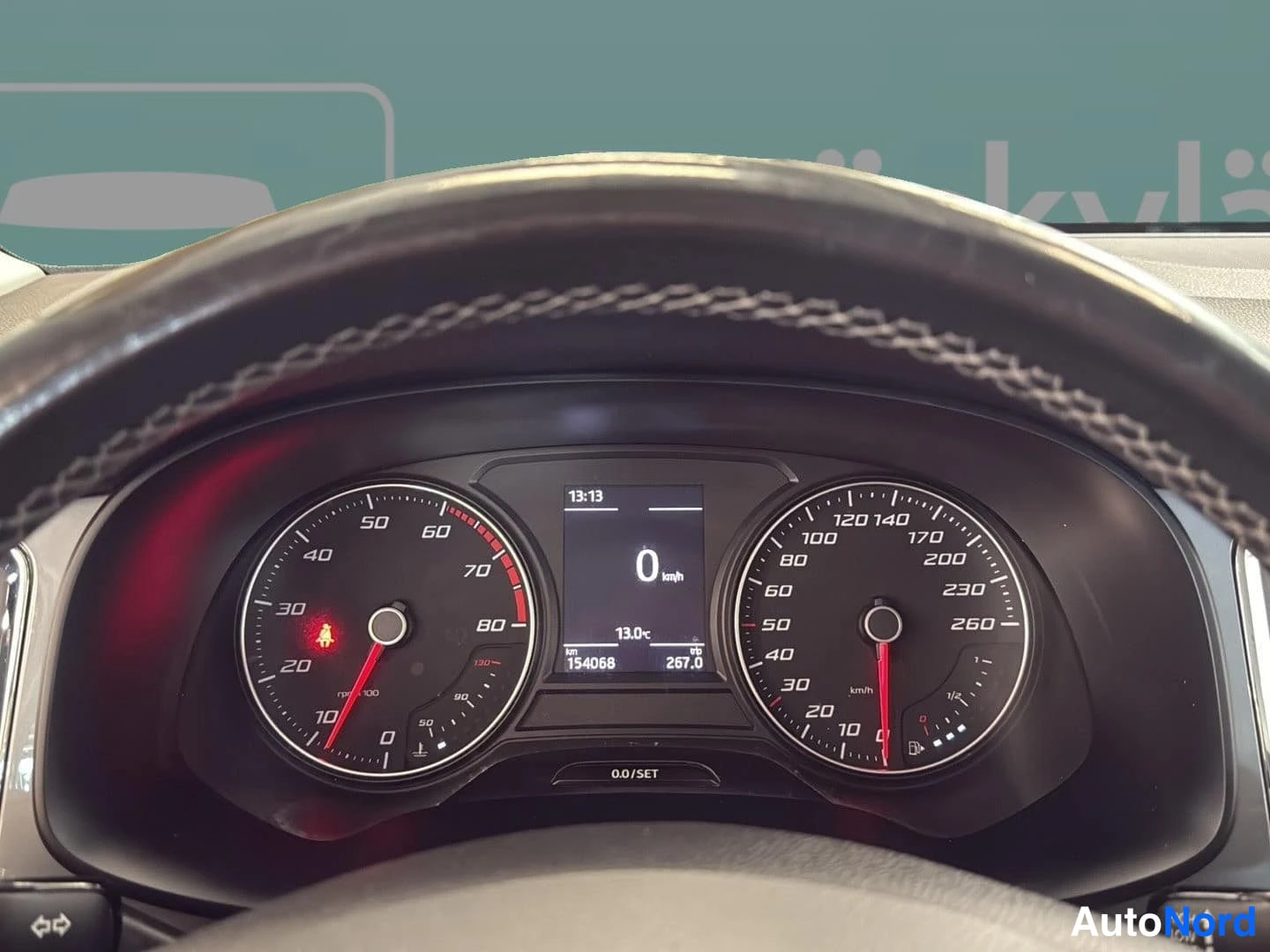 Valkoinen Seat Ateca 2018, yksityiskohta, kuva 15