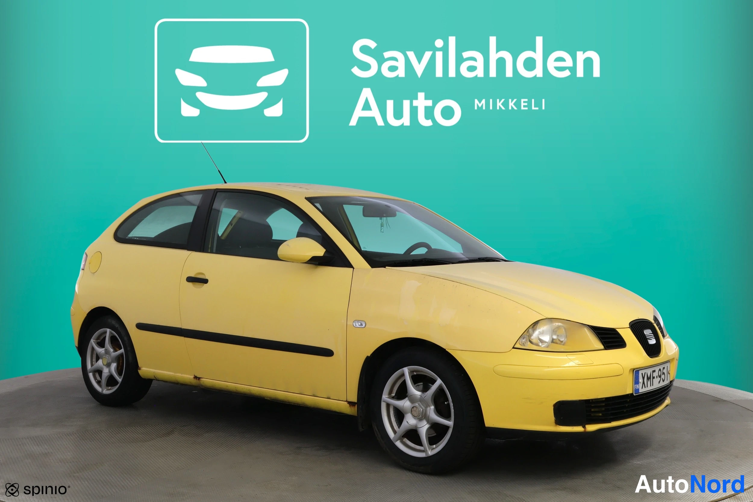Keltainen Seat Ibiza 2003, etuviisto, keula oikealle, kuva 4