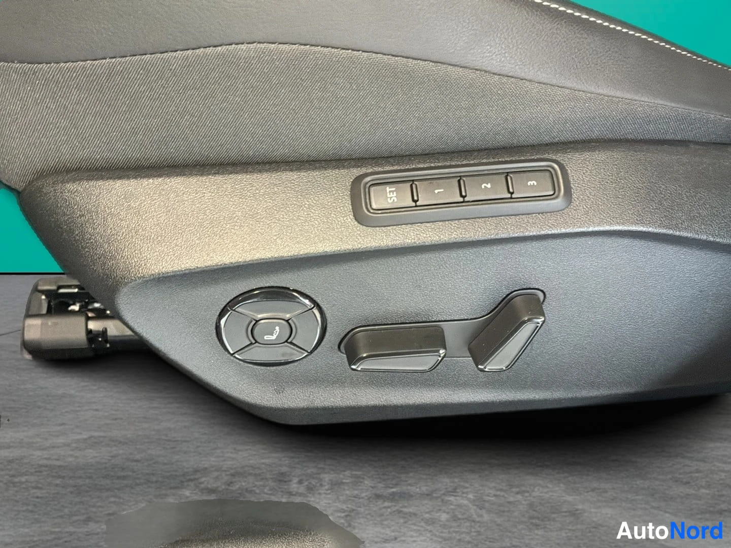 Sininen Volkswagen ID 2026, yksityiskohta, kuva 22