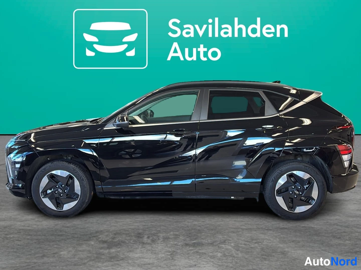 Musta Hyundai KONA Electric 2026, sivulta, kuva 3