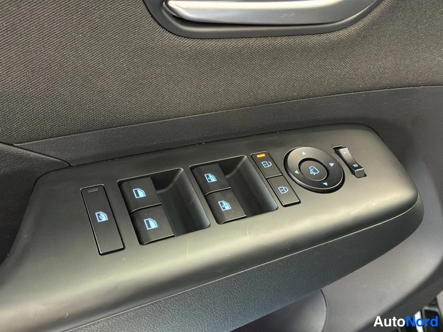 Musta Hyundai KONA Electric 2026, yksityiskohta, kuva 22