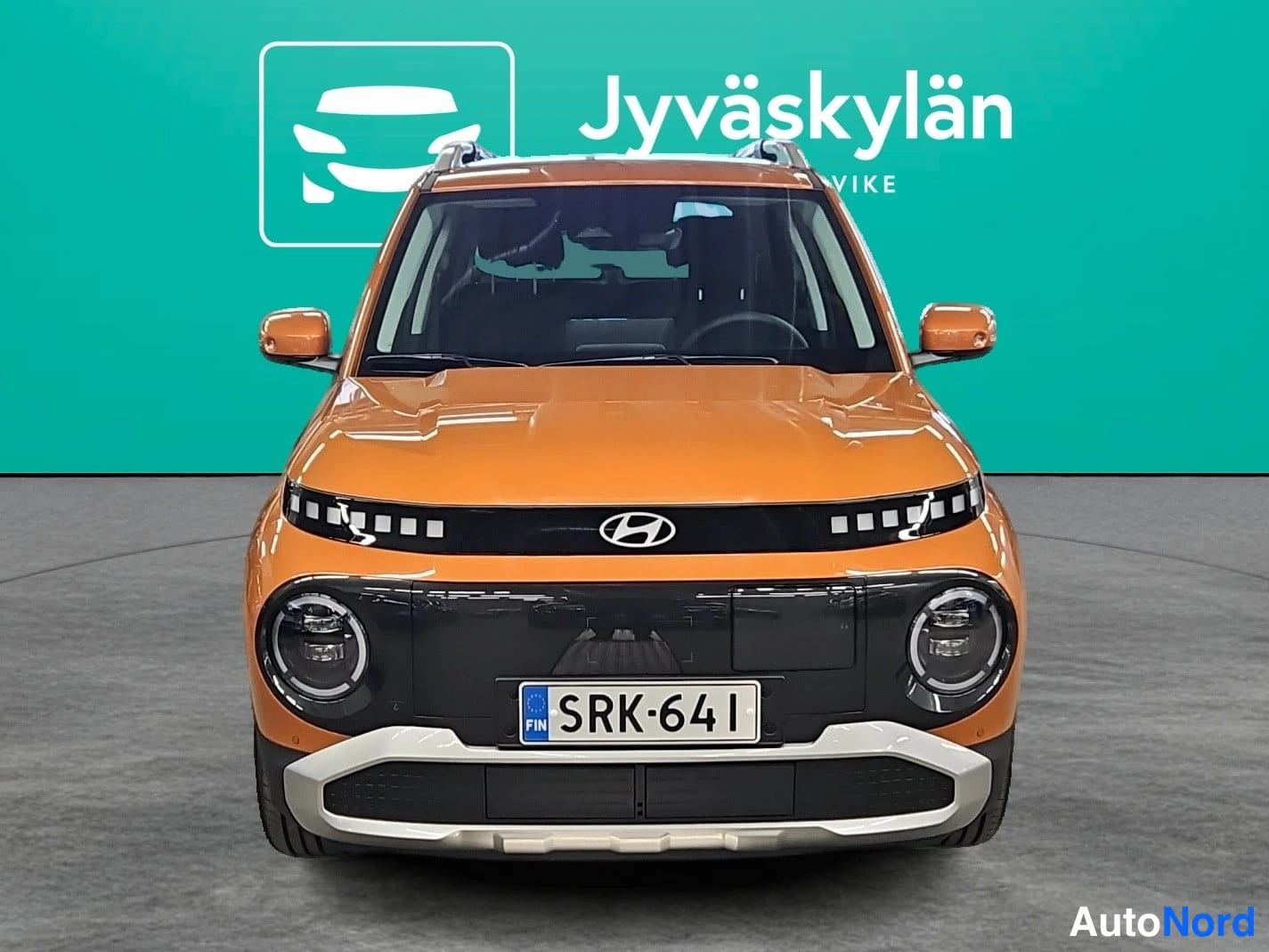 Oranssi Hyundai Inster 2026, edestä, kuva 5