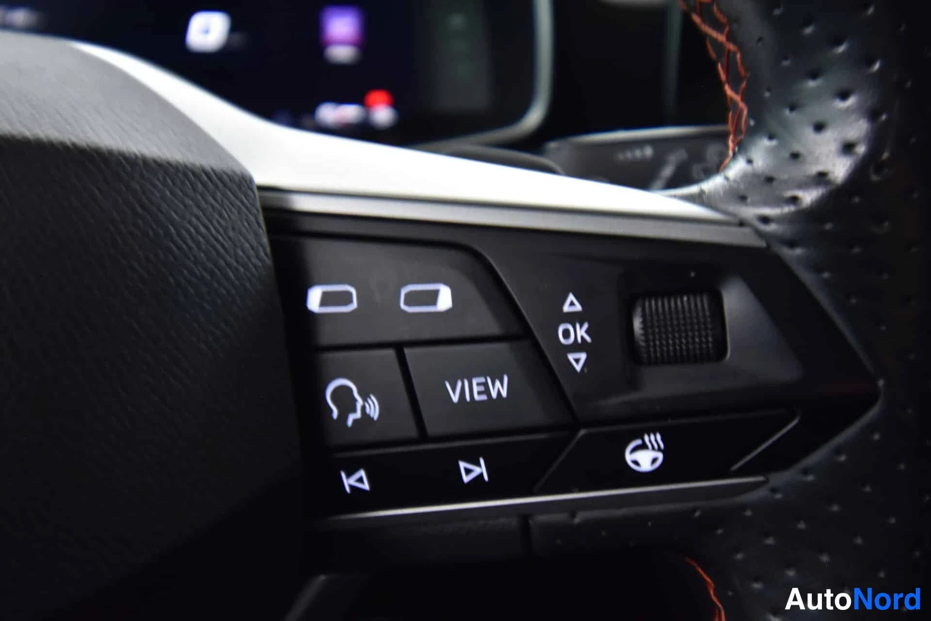 Punainen Seat Leon 2021, yksityiskohta, kuva 26