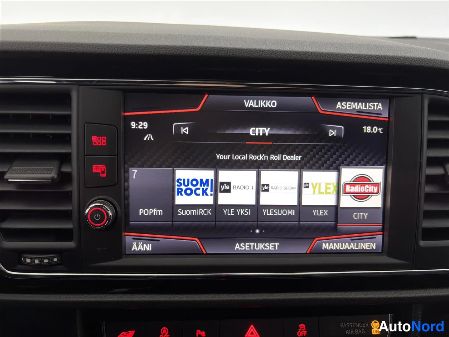 Harmaa Seat Leon ST 2018, yksityiskohta, kuva 20