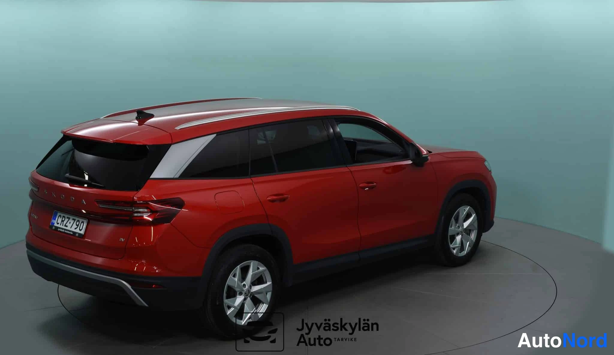 Punainen Skoda Kodiaq 2024, takaviisto, kuva 18