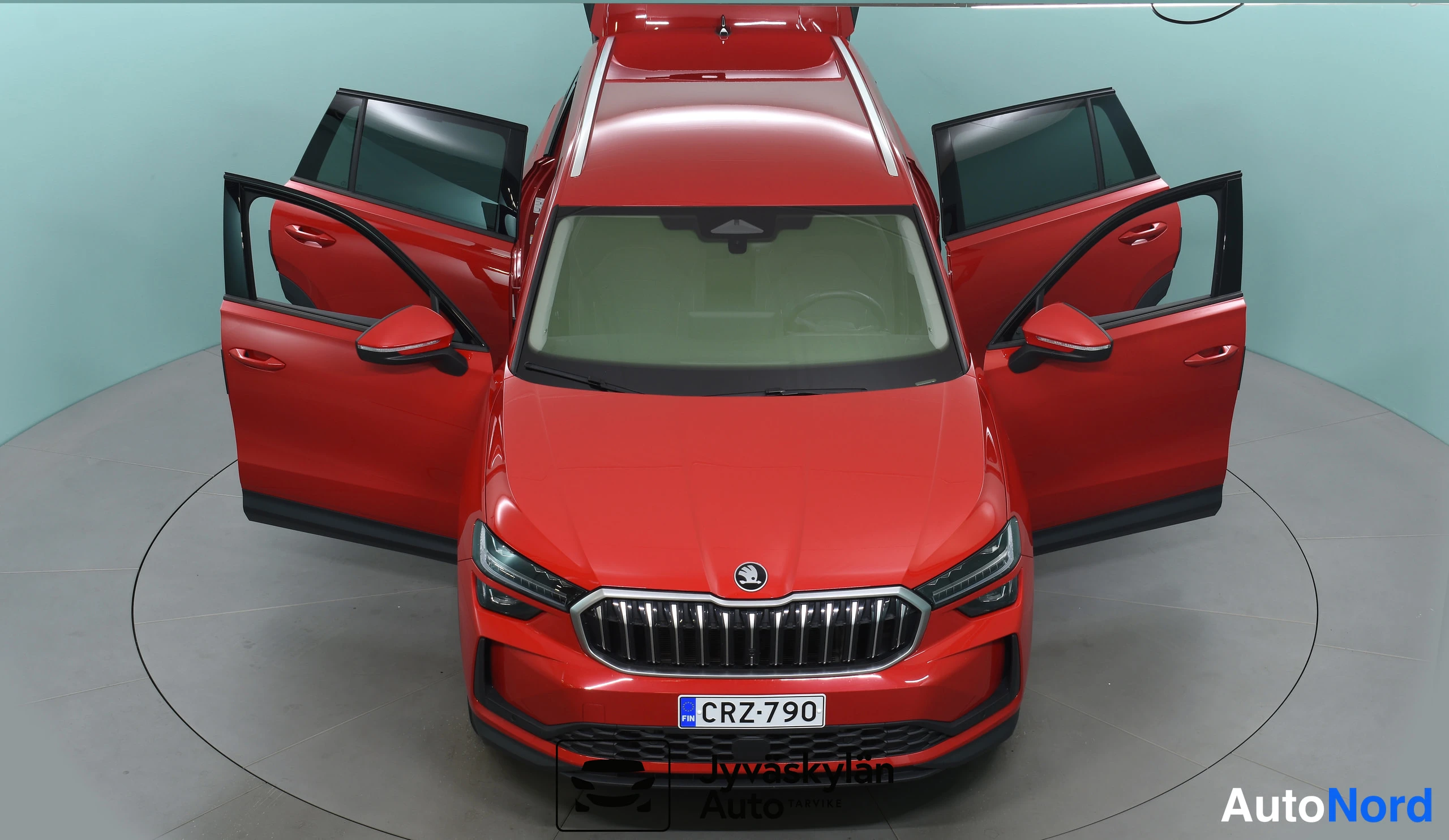Punainen Skoda Kodiaq 2024, etuviisto, kuva 8