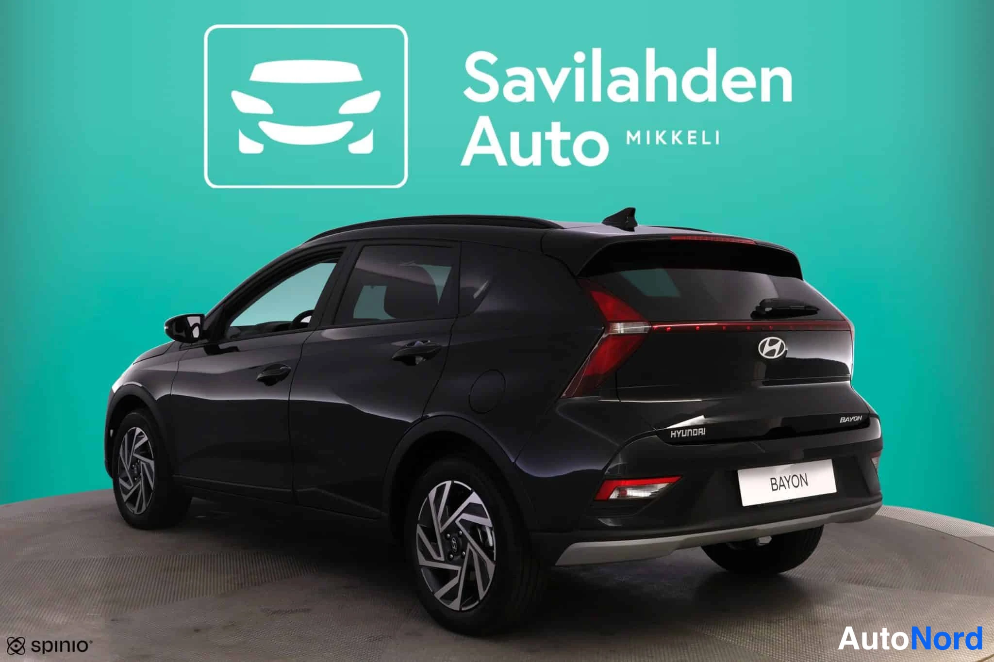 Musta Hyundai Bayon 2026, takaviisto, kuva 11