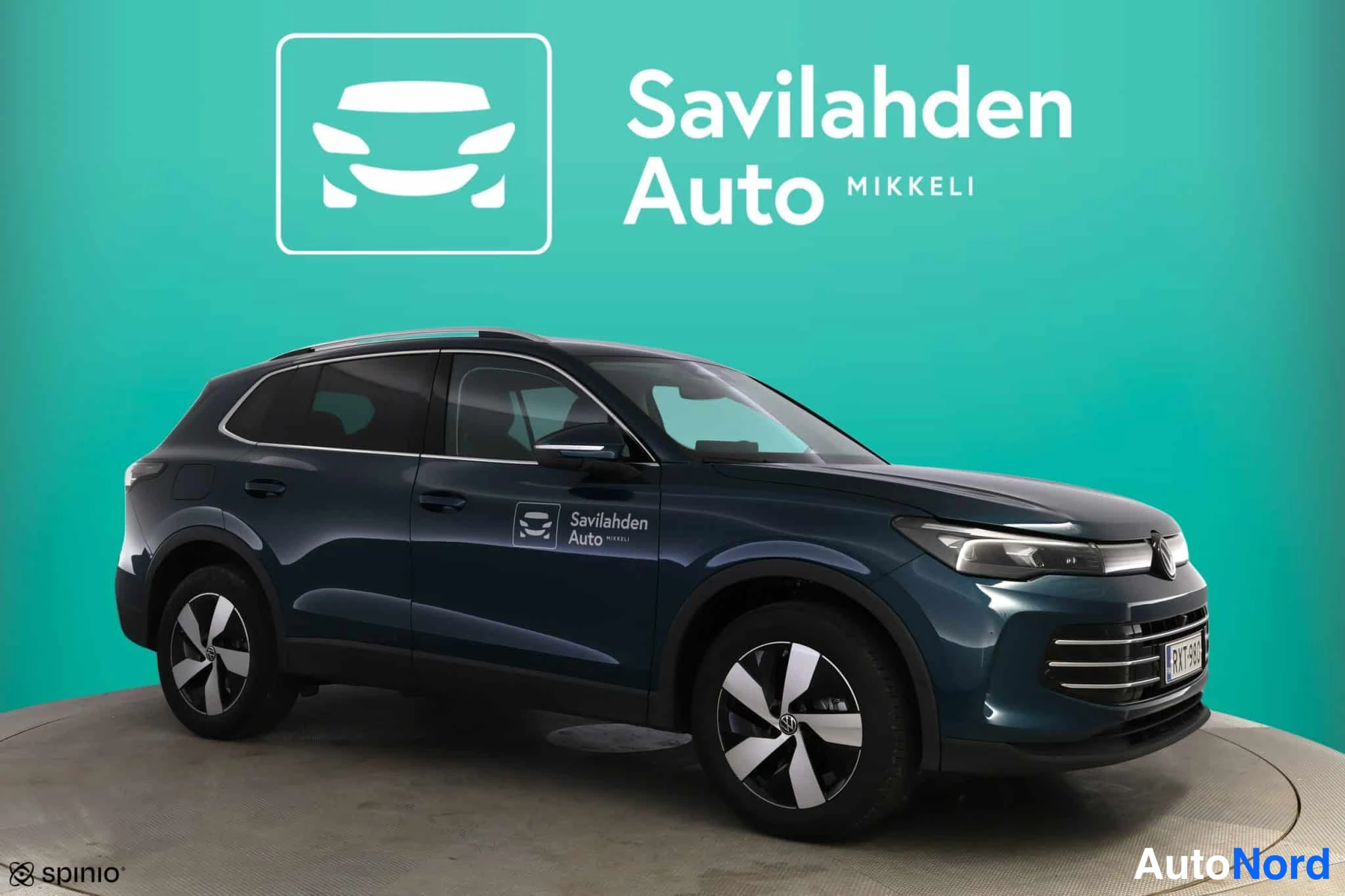 Sininen Volkswagen Tiguan 2026, etuviisto, keula oikealle, kuva 3