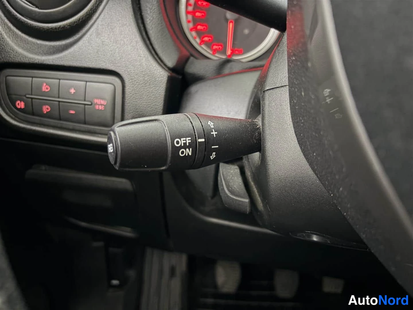 Musta Alfa Romeo Mito 2011, yksityiskohta, kuva 22