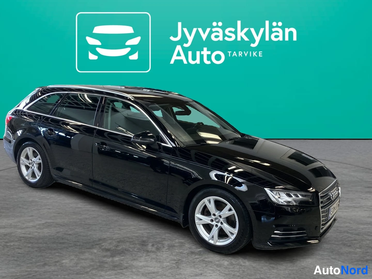 Musta Audi A4 2017, etuviisto, keula oikealle, kuva 2