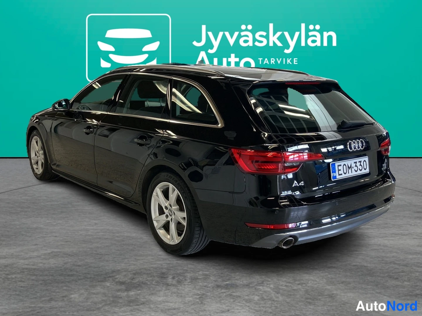 Musta Audi A4 2017, takaviisto, kuva 3