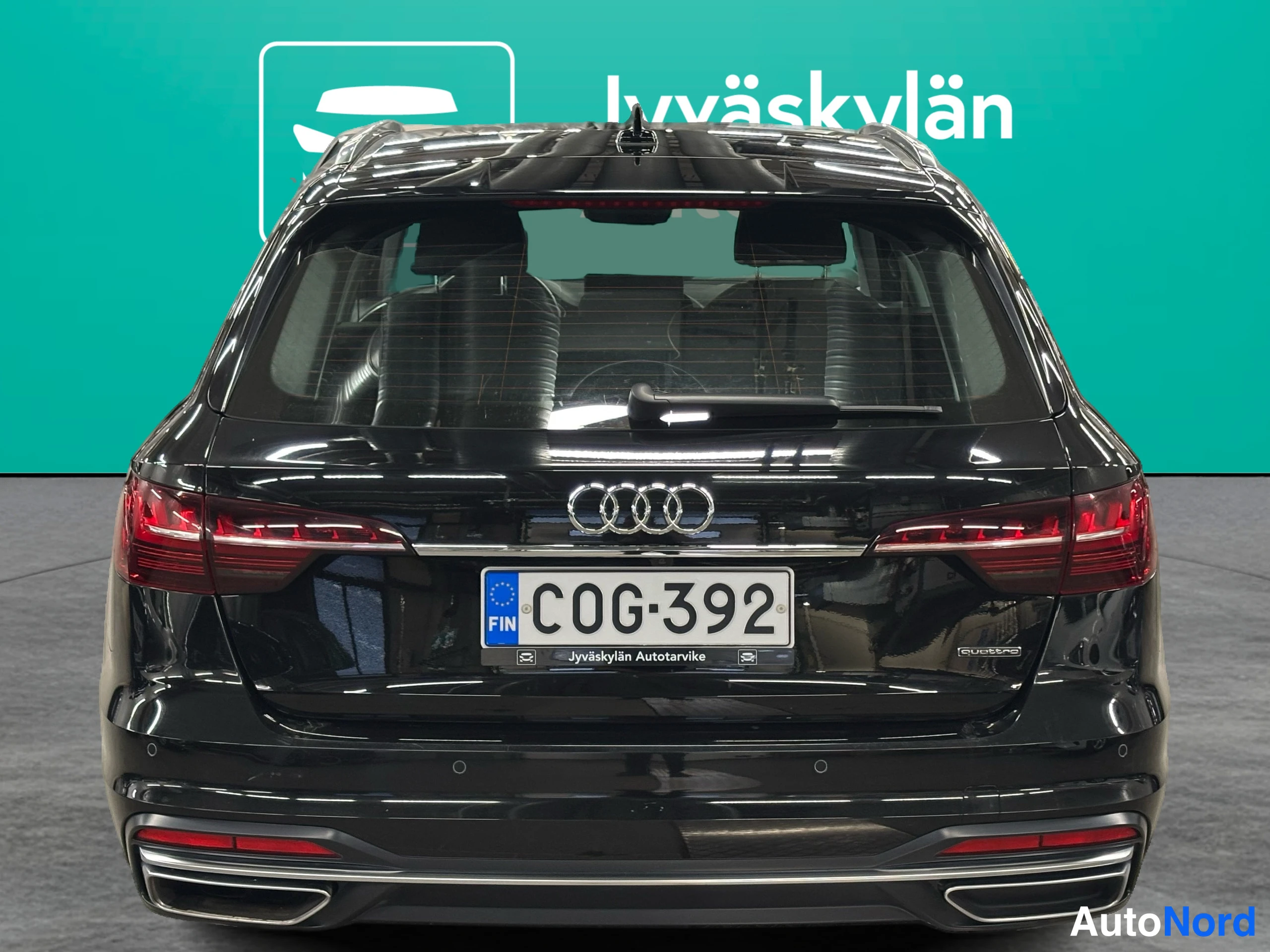 Musta Audi A4 2020, takaa, kuva 14