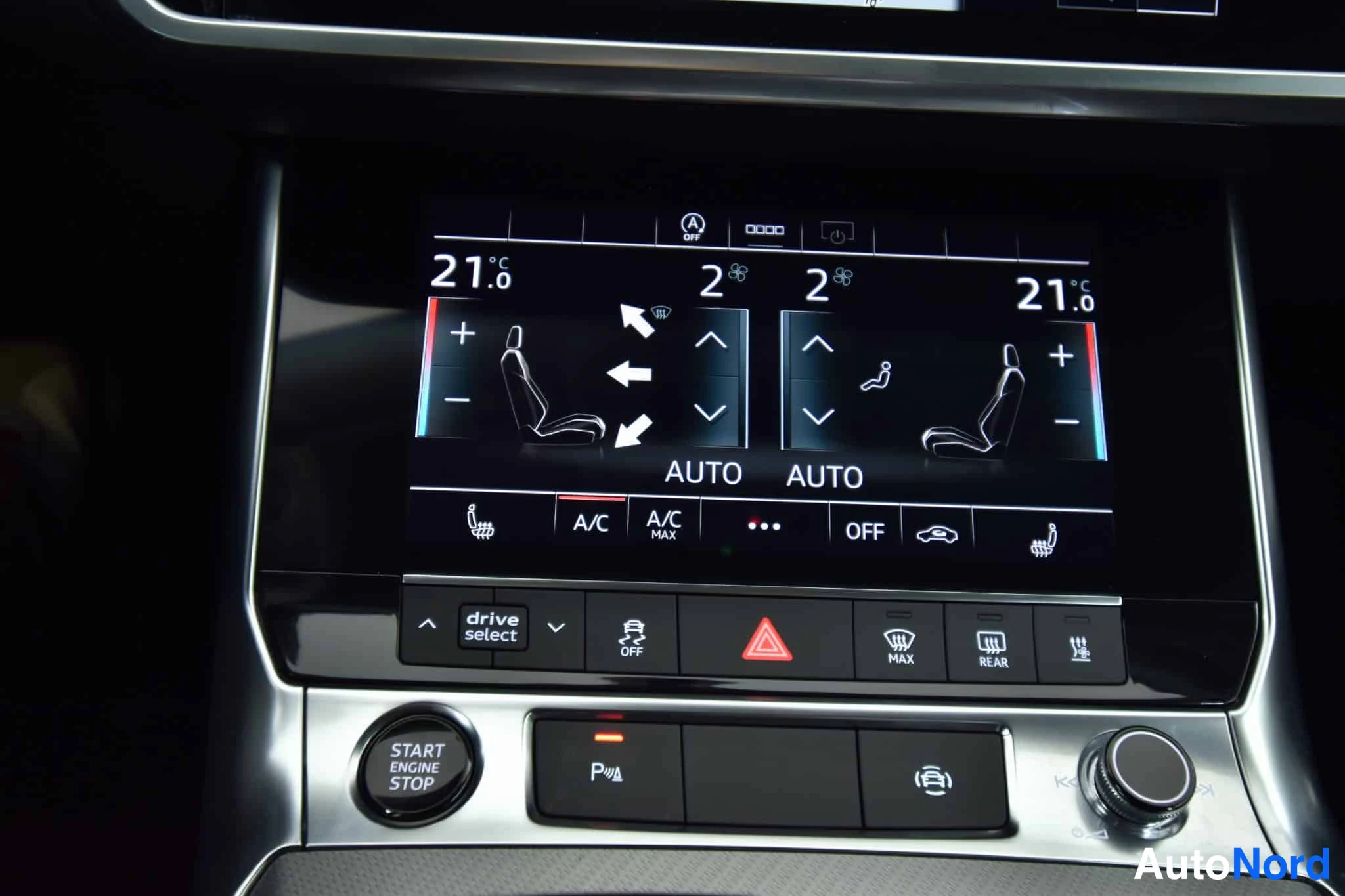 Vihreä Audi A6 2020, yksityiskohta, kuva 16