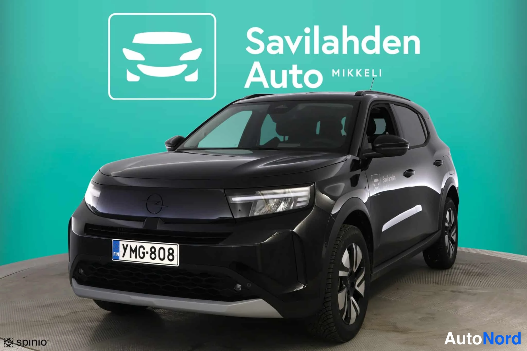 Musta Opel Frontera 2026, etuviisto, keula vasemmalle, kuva 2
