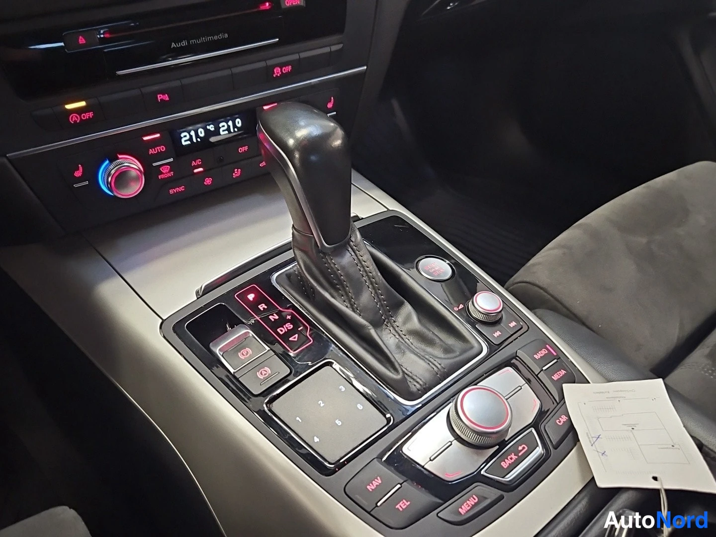 Valkoinen Audi A6 2018, yksityiskohta, kuva 20