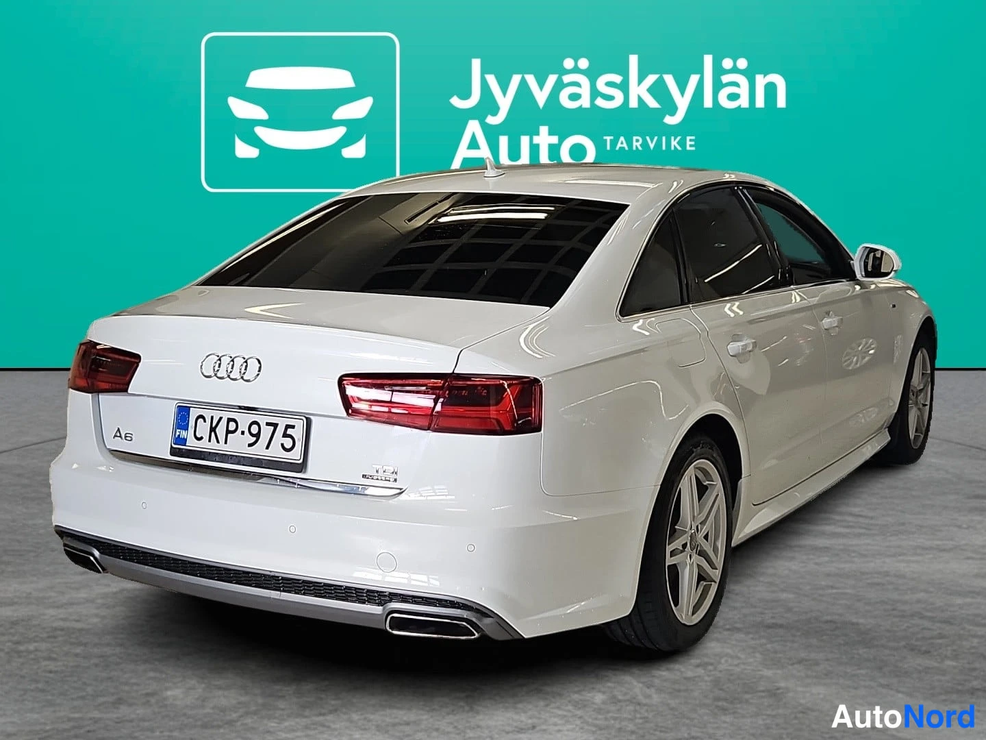 Valkoinen Audi A6 2018, takaviisto, kuva 5