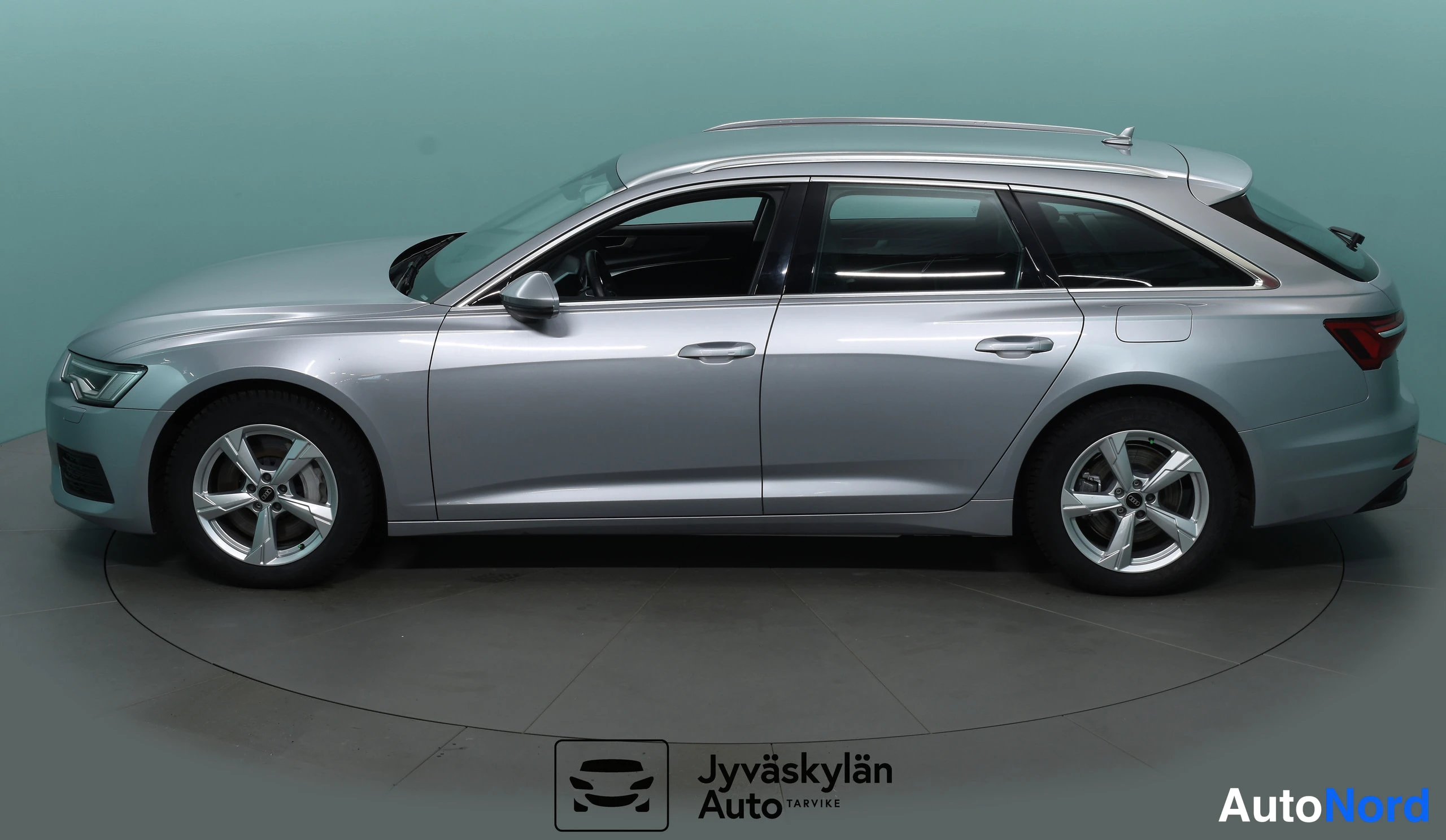 Hopea Audi A6 Avant 2024, takaviisto, kuva 9