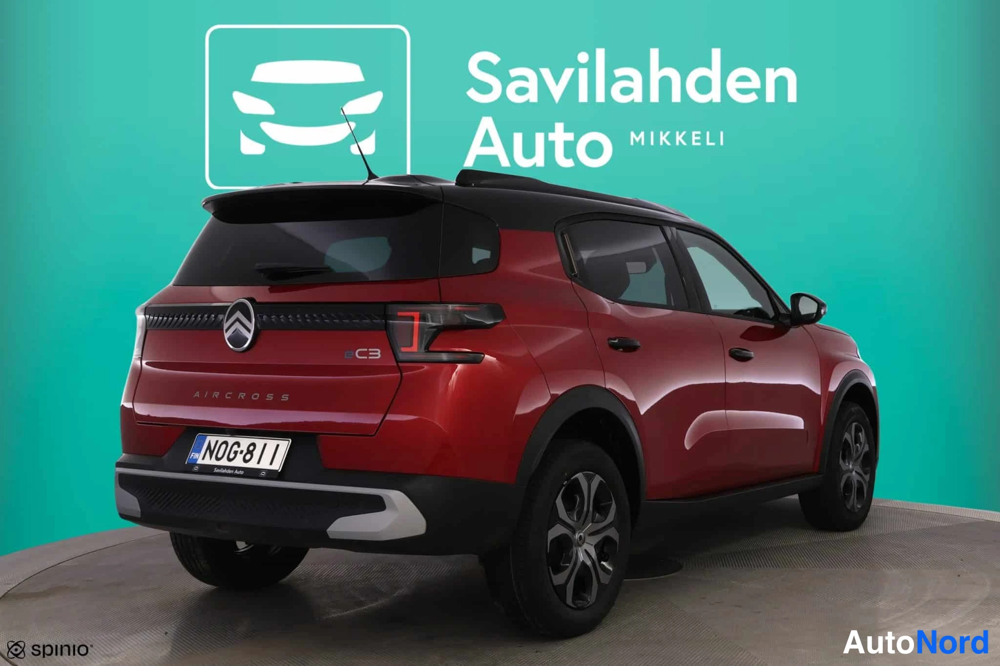 Punainen Citroen e-C3 Aircross 2026, takaviisto, kuva 10